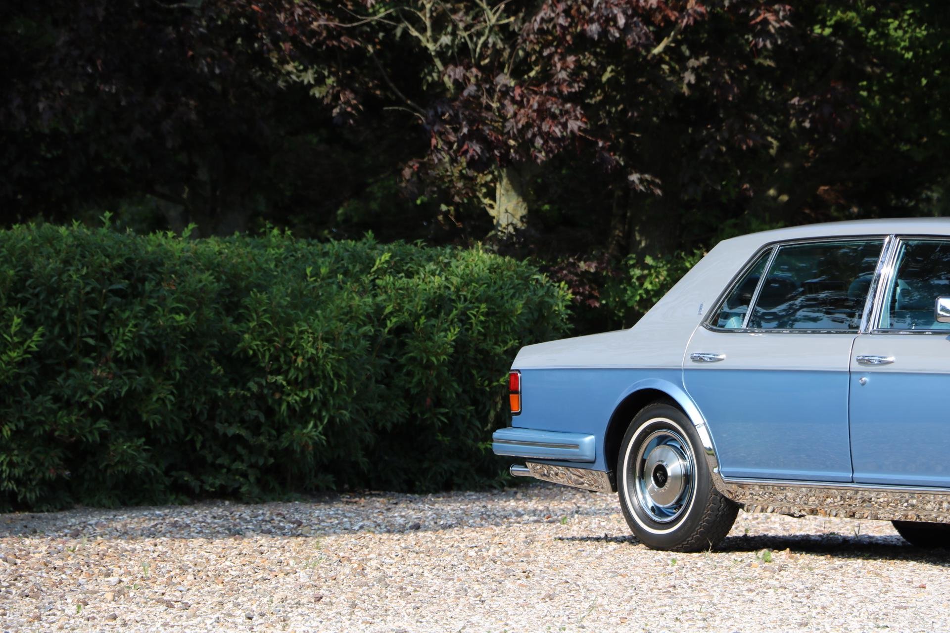 Real Art on Wheels | Rolls-Royce Silver Spur by Hooper