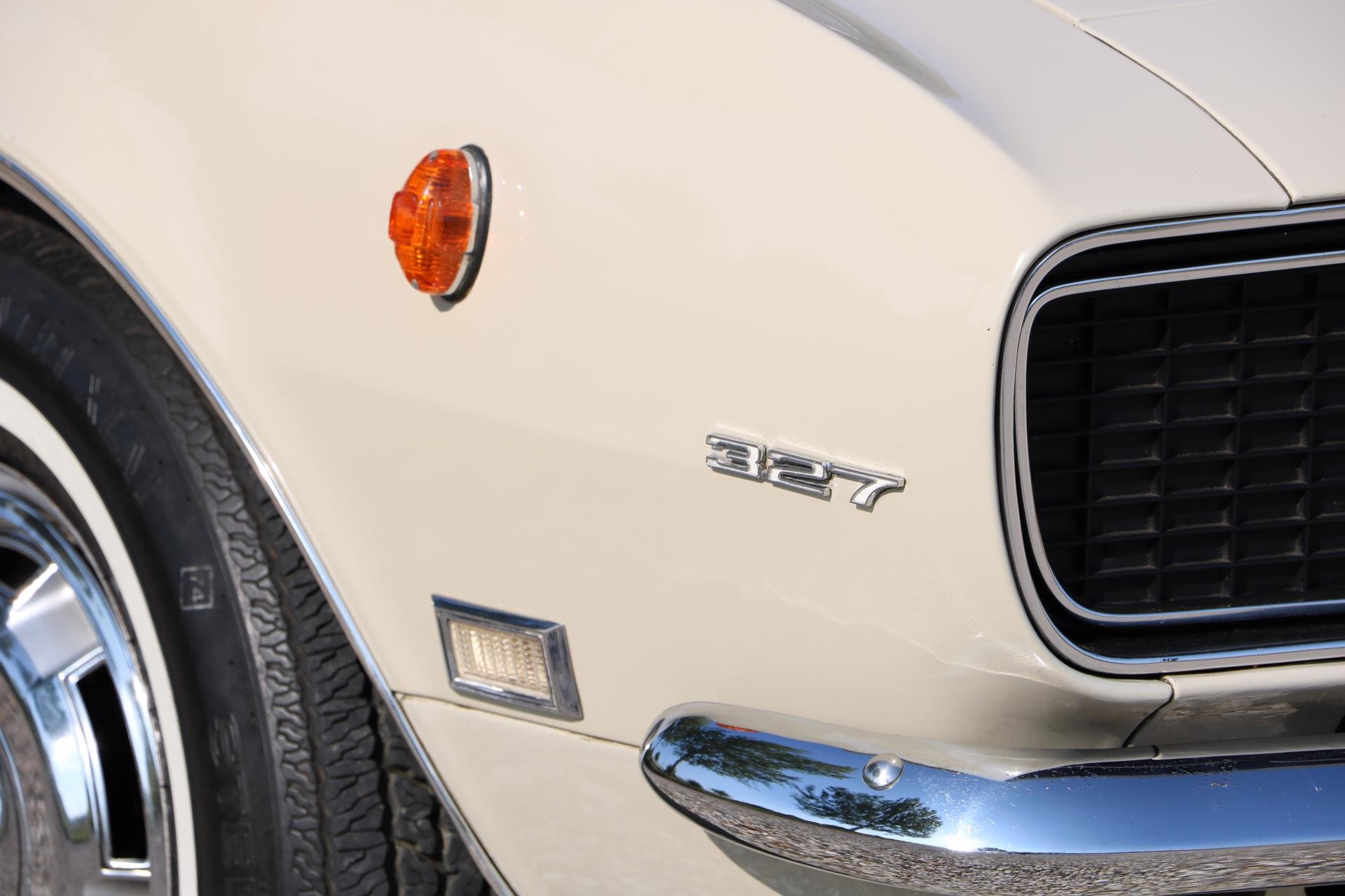 Real Art on Wheels | Chevrolet Camaro RS