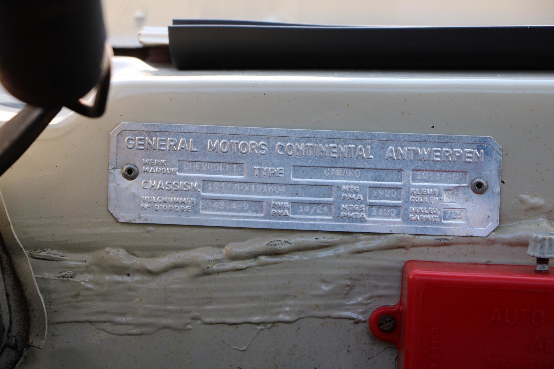 Real Art on Wheels | Chevrolet Camaro RS