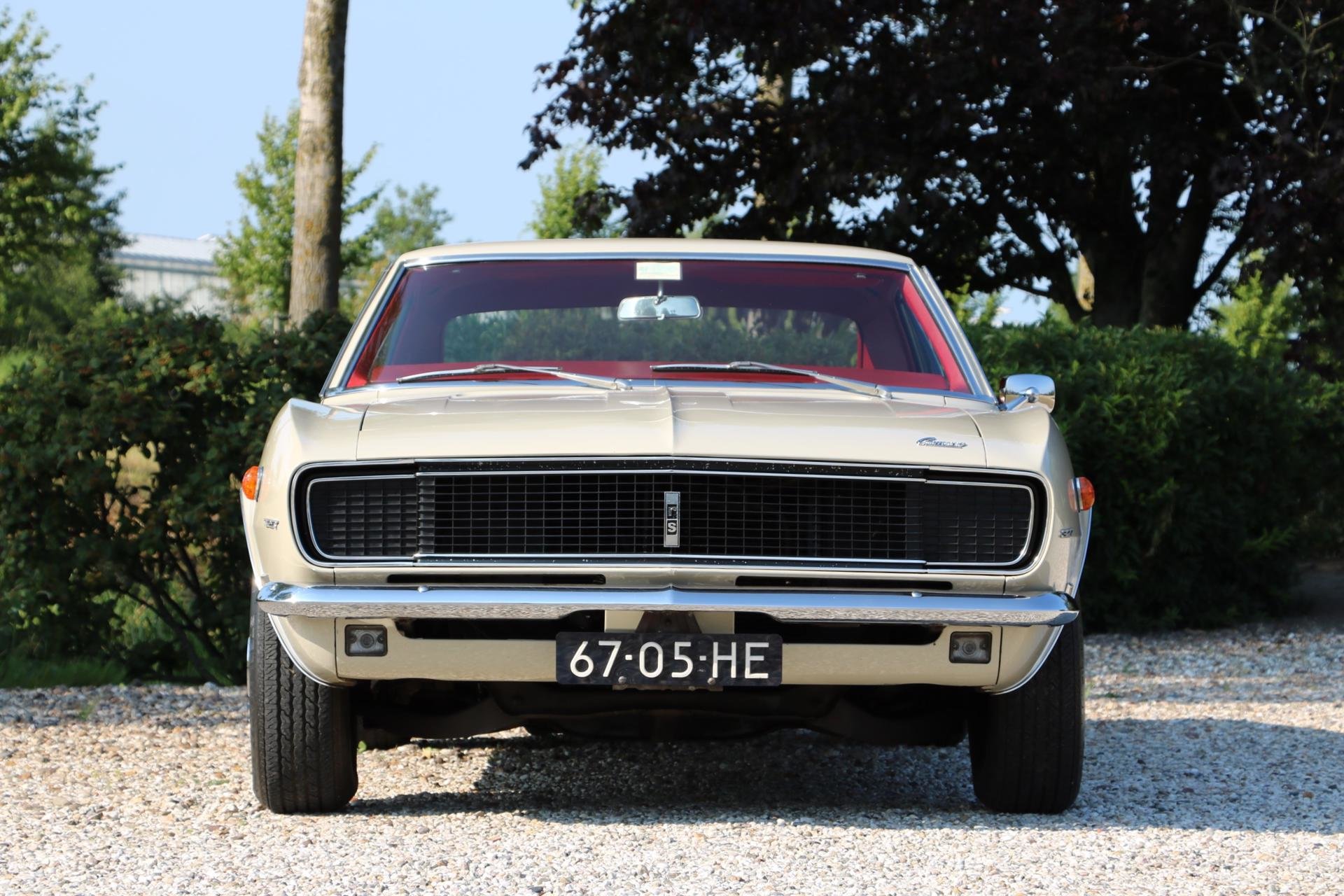 Real Art on Wheels | Chevrolet Camaro RS