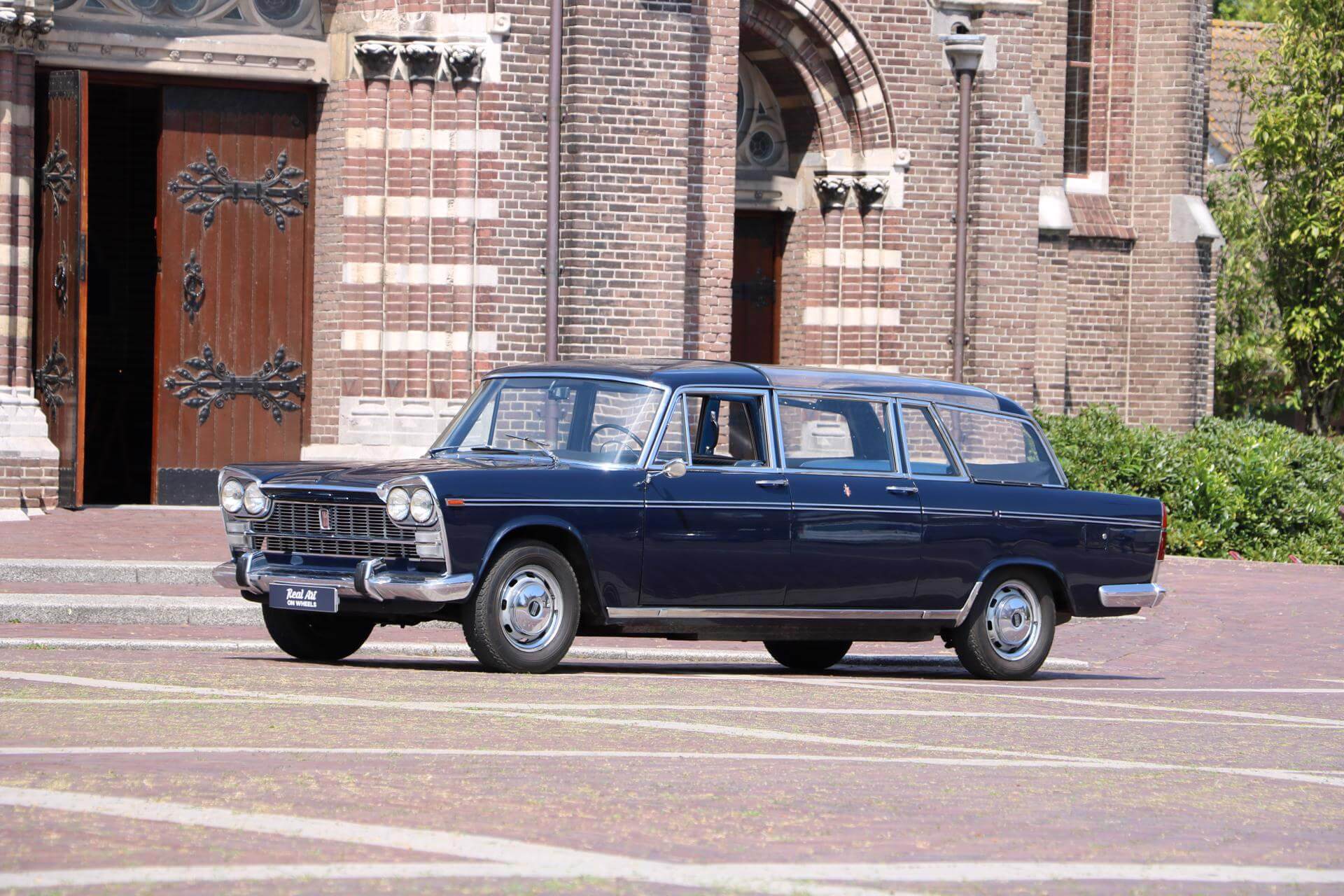 Real Art on Wheels | Fiat 2300 Presidenziale Landaulette