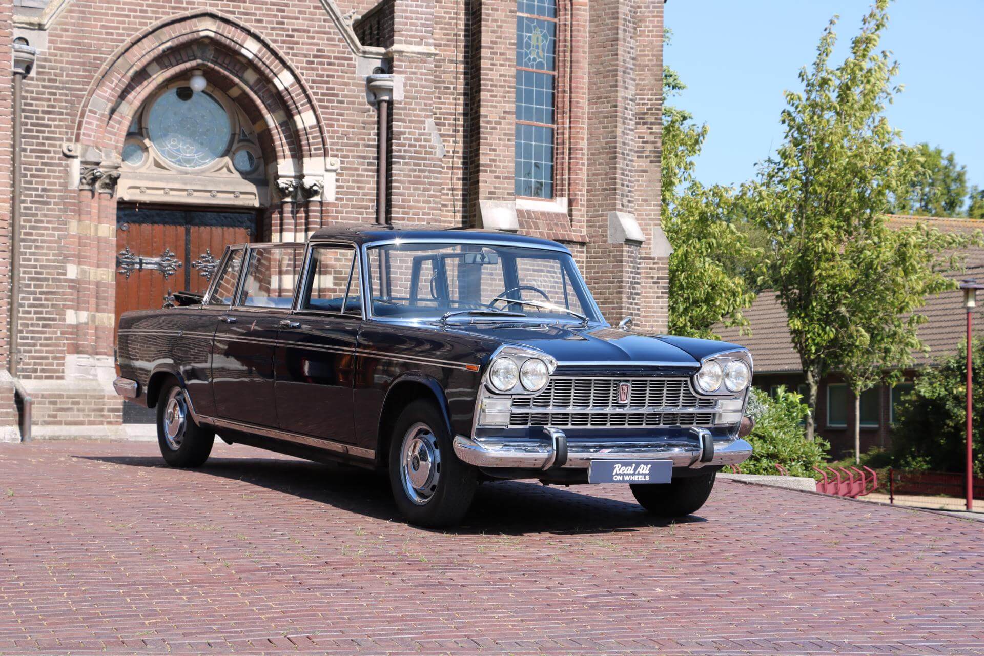Real Art on Wheels | Fiat 2300 Presidenziale Landaulette