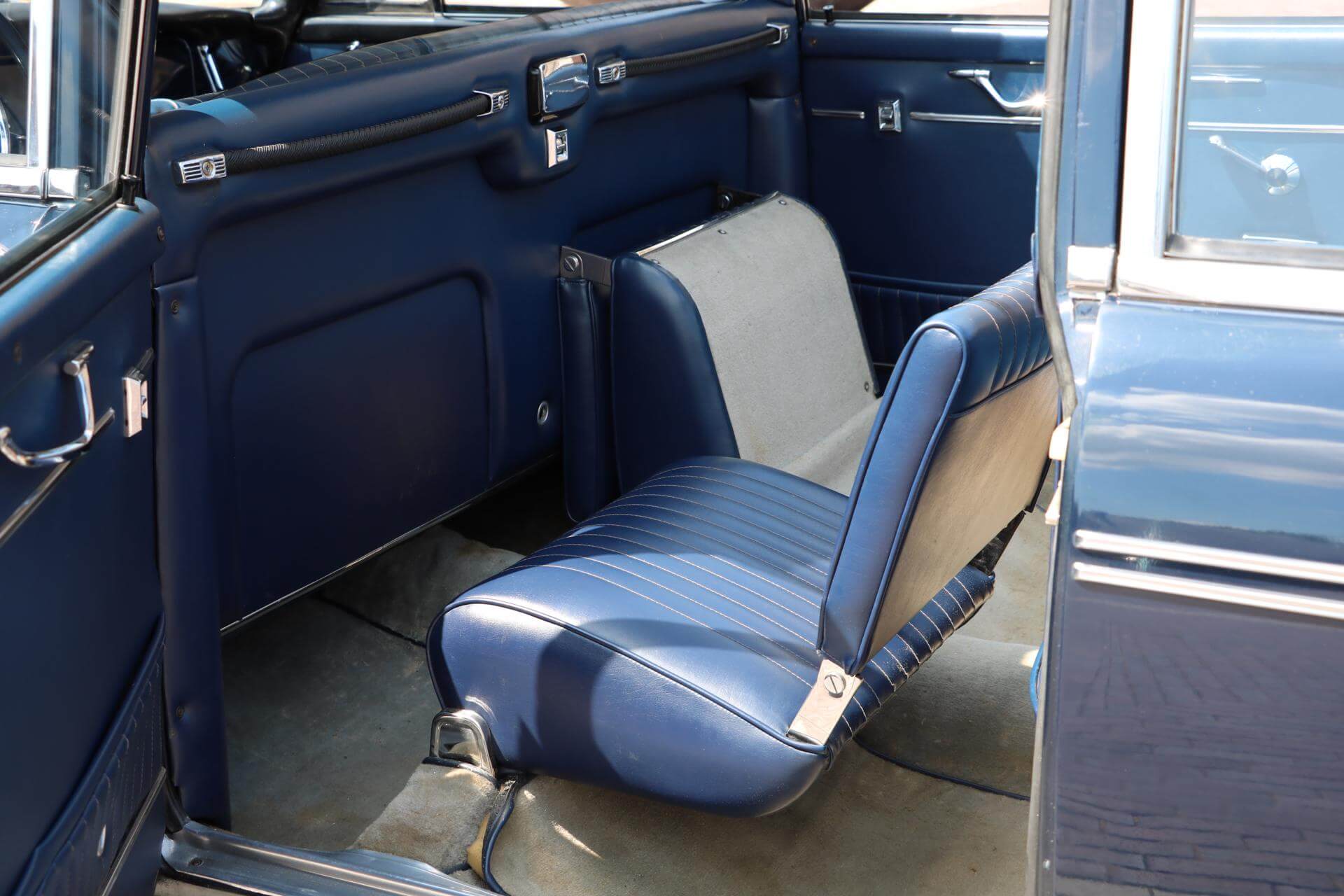 Real Art on Wheels | Fiat 2300 Presidenziale Landaulette