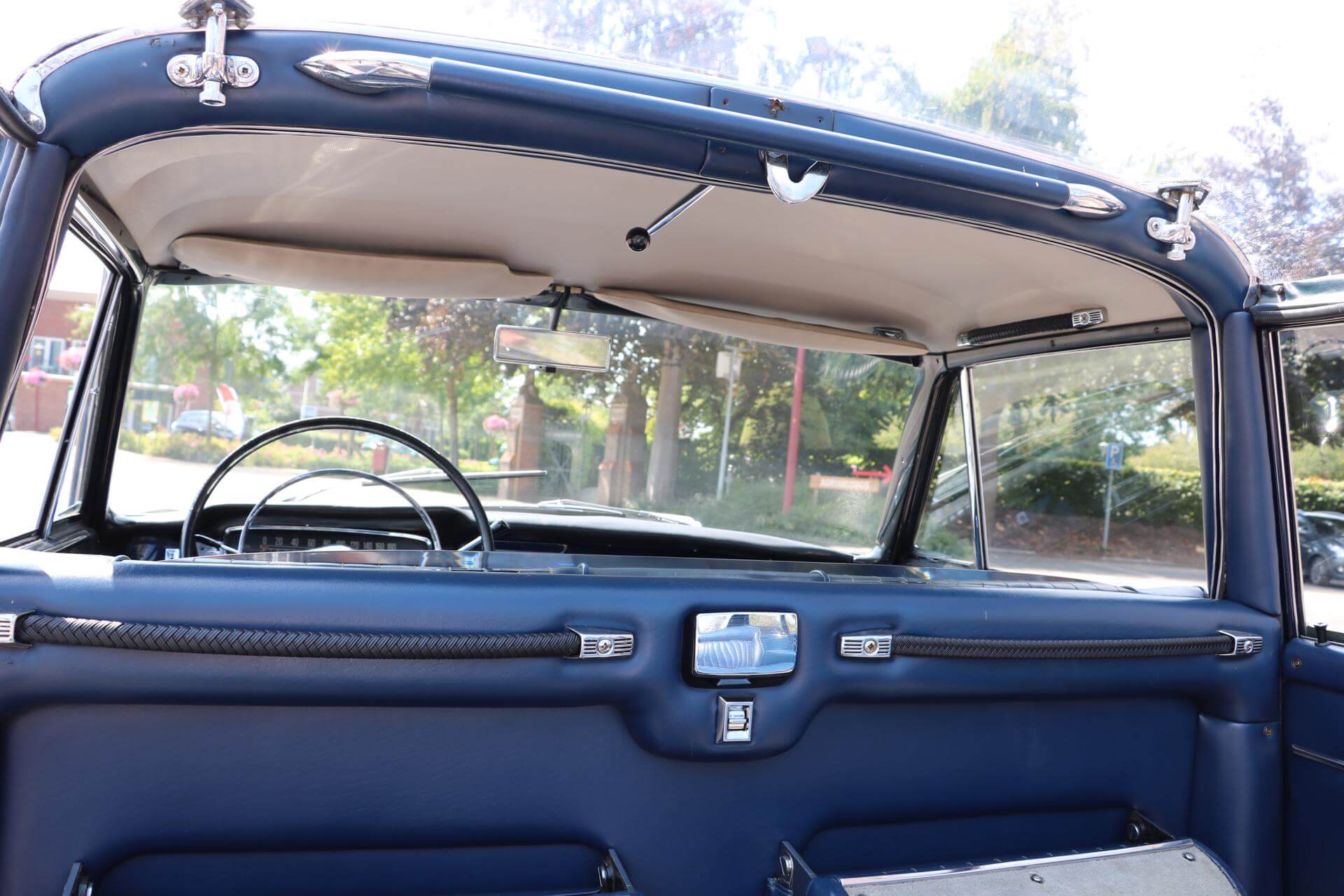 Real Art on Wheels | Fiat 2300 Presidenziale Landaulette