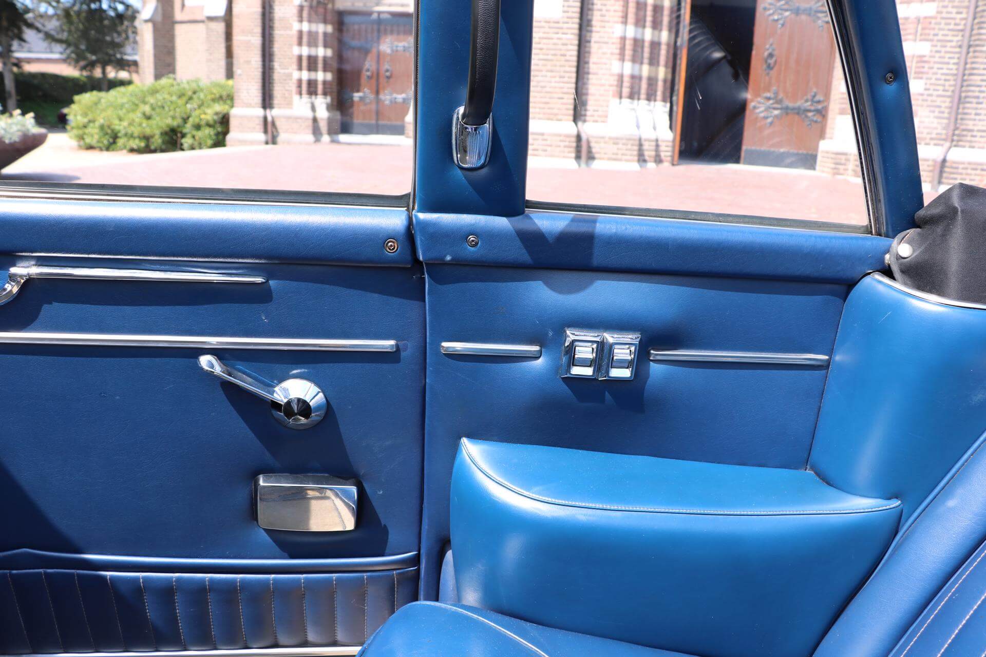 Real Art on Wheels | Fiat 2300 Presidenziale Landaulette