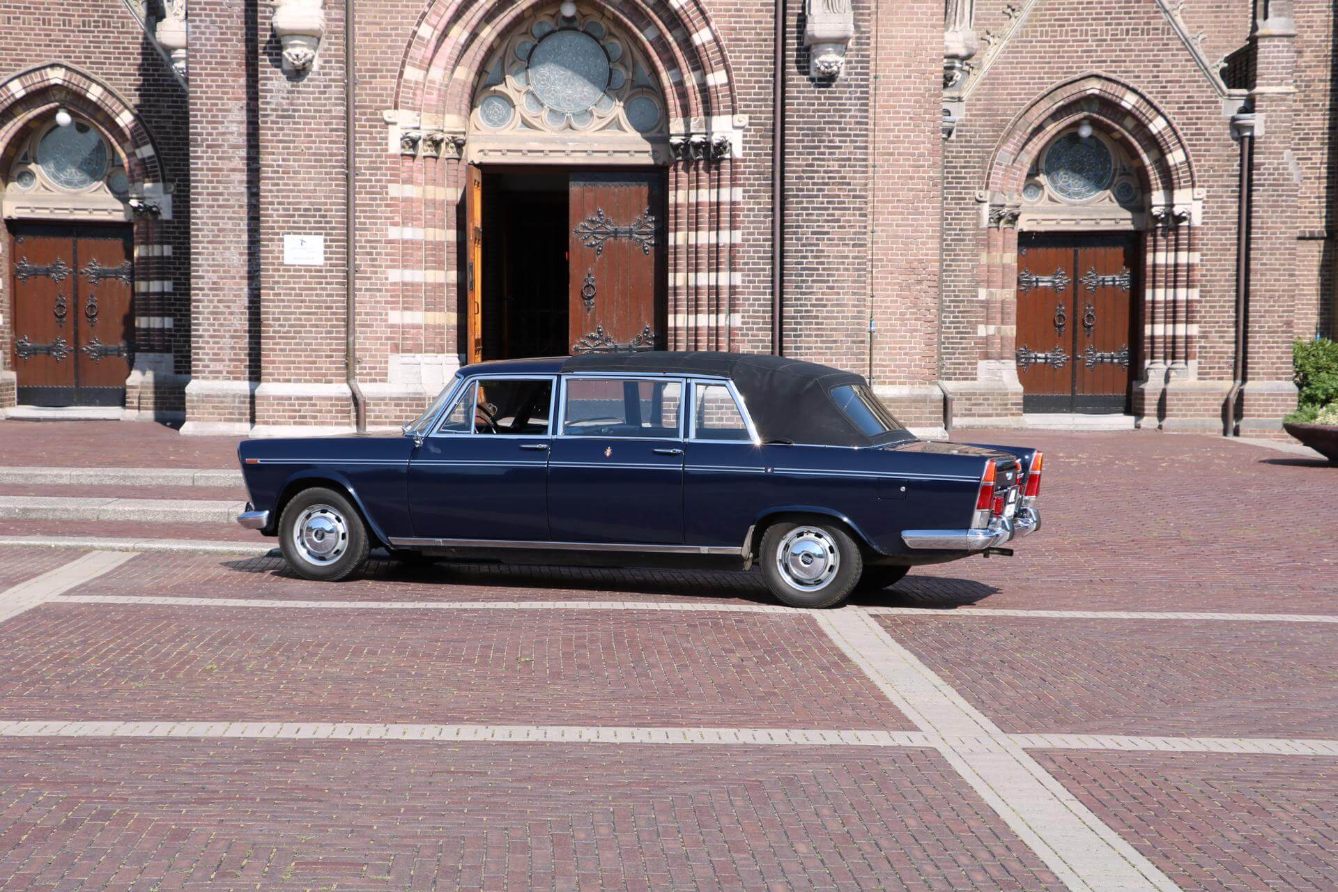 Real Art on Wheels | Fiat 2300 Presidenziale Landaulette