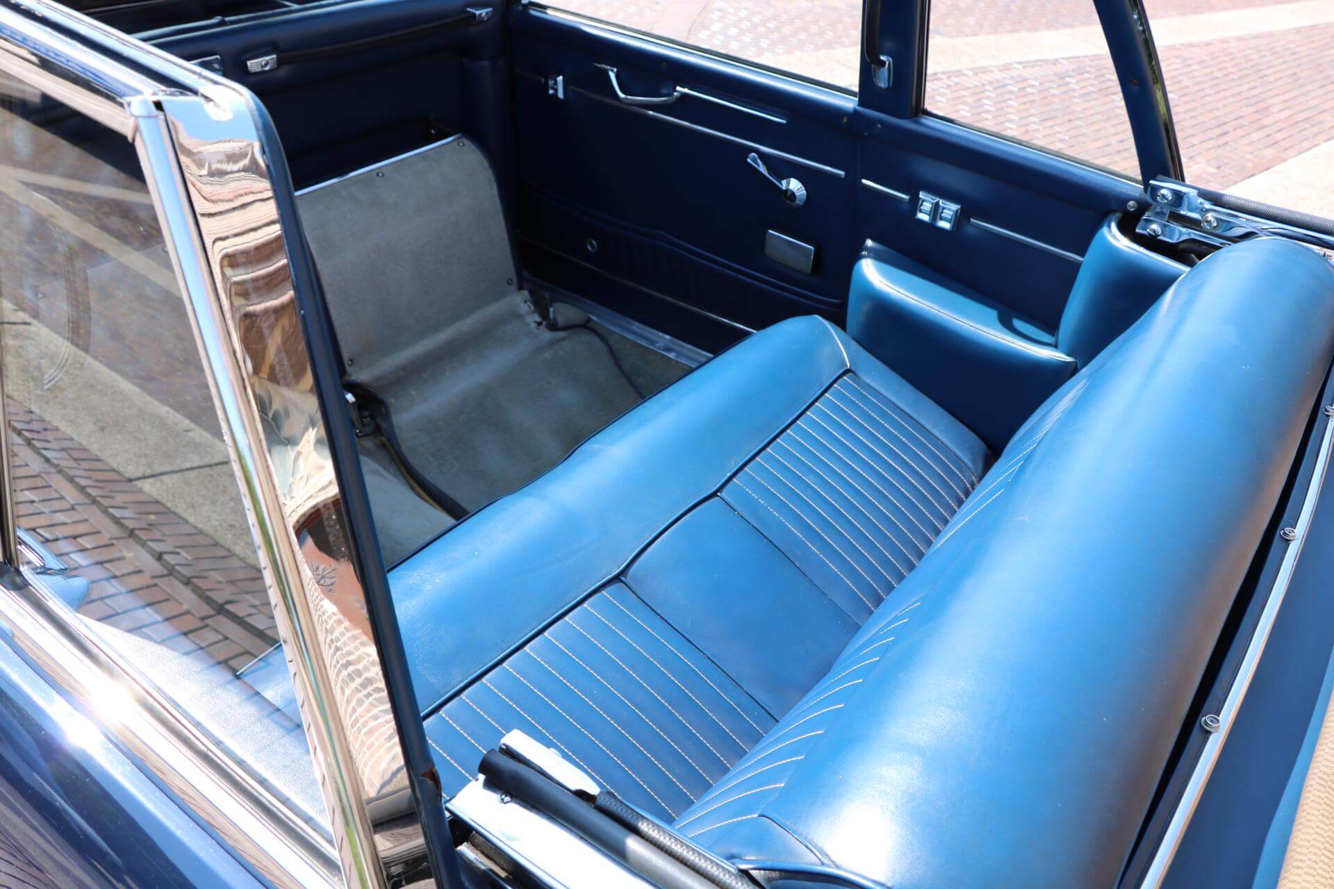 Real Art on Wheels | Fiat 2300 Presidenziale Landaulette