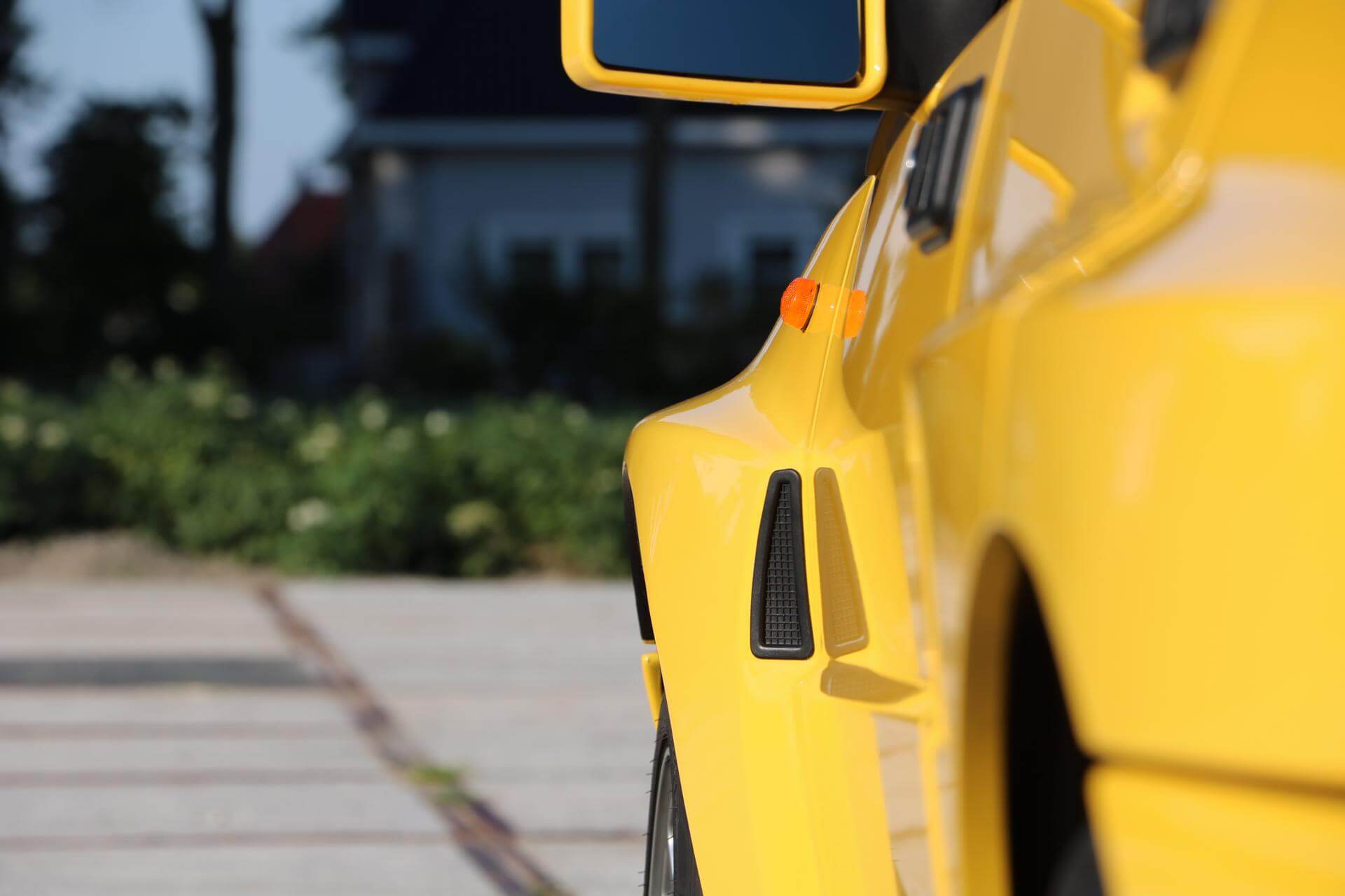 Real Art on Wheels | 1992 Lancia Delta HF Integrale Evoluzione