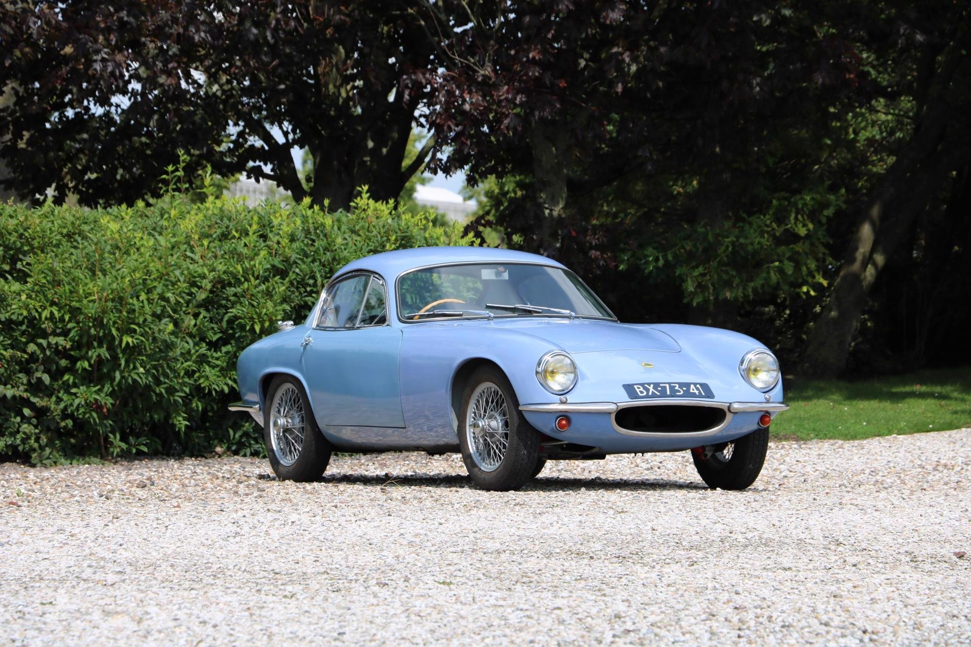 Real Art on Wheels | Lotus Elite