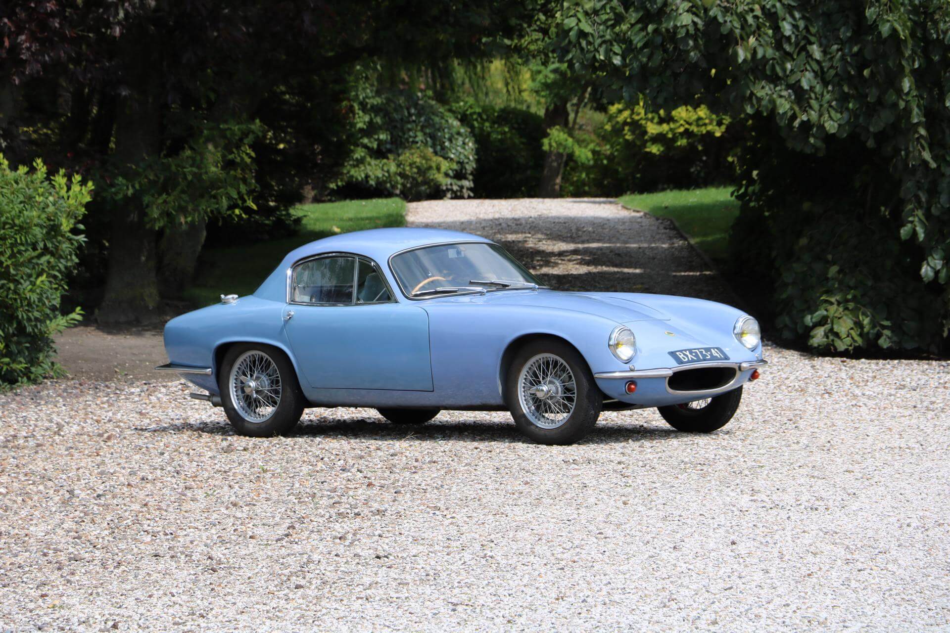 Real Art on Wheels | Lotus Elite