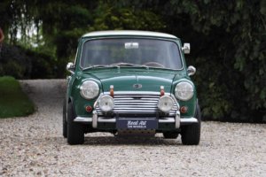 Real Art on Wheels | Mini Cooper Mark II