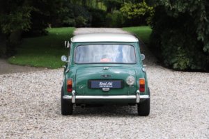 Real Art on Wheels | Mini Cooper Mark II