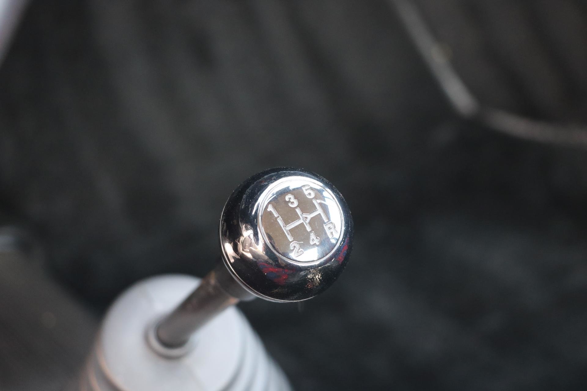 Real Art on Wheels | Porsche 911 Carrera 3.0