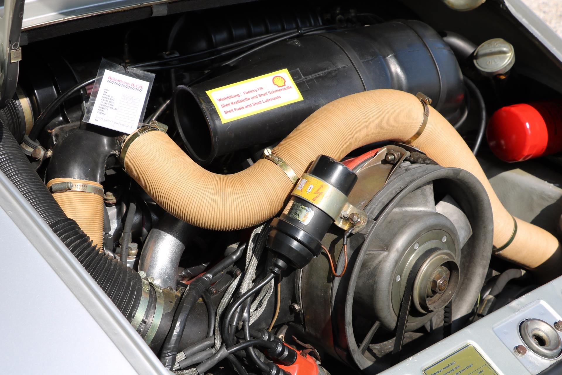 Real Art on Wheels | Porsche 911 Carrera 3.0