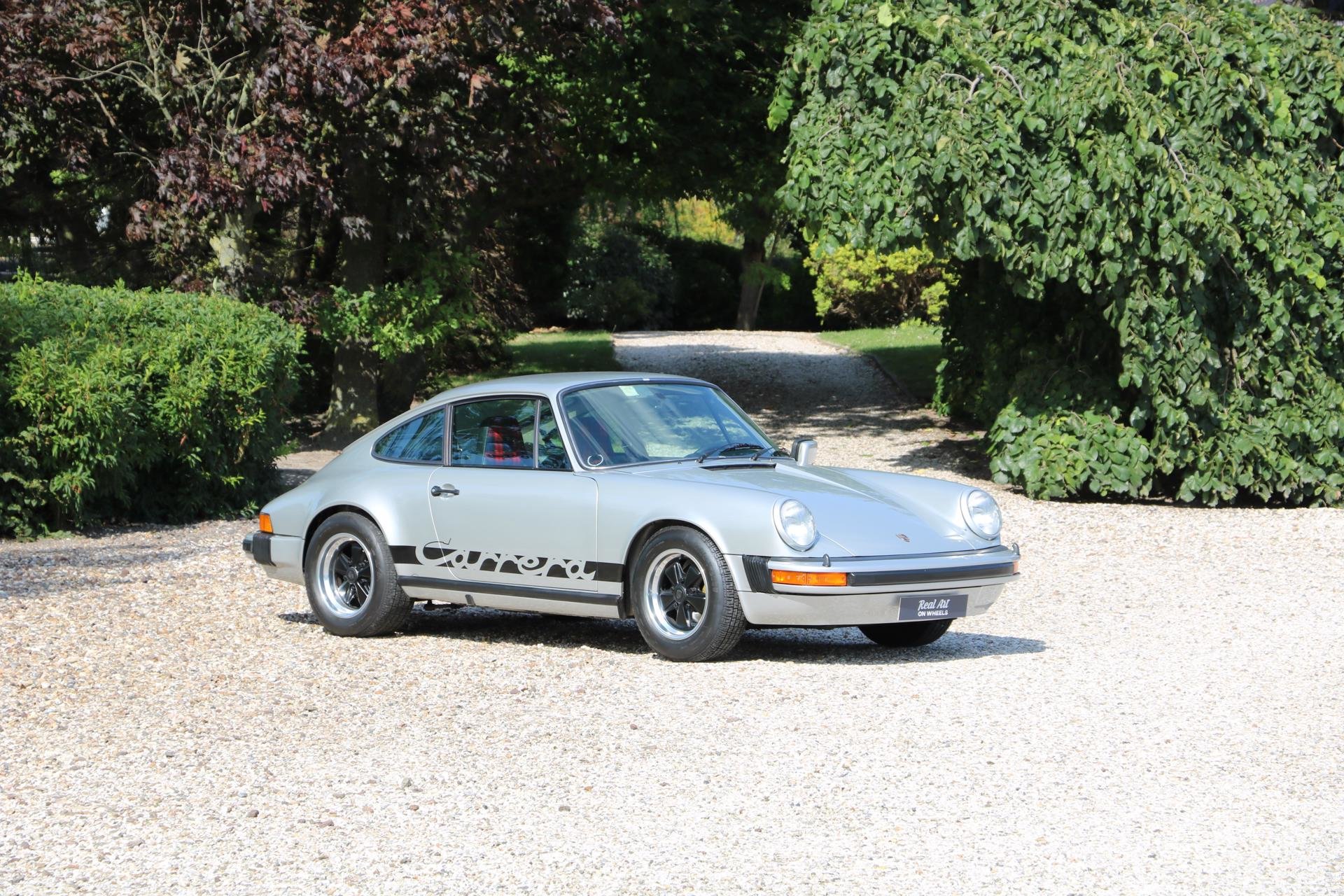 Real Art on Wheels | Porsche 911 Carrera 3.0