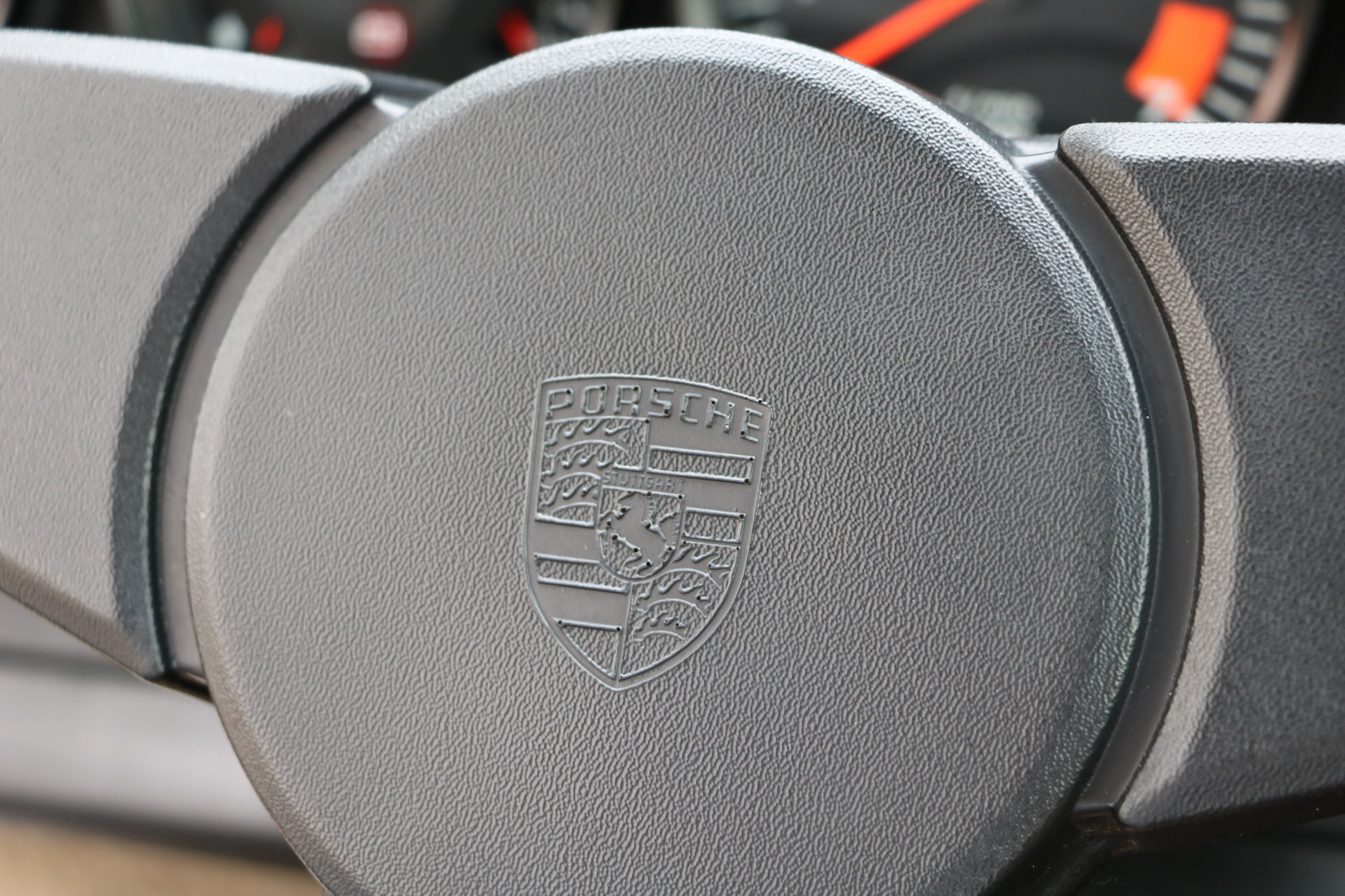 Real Art on Wheels | Porsche 911 Carrera 3.2