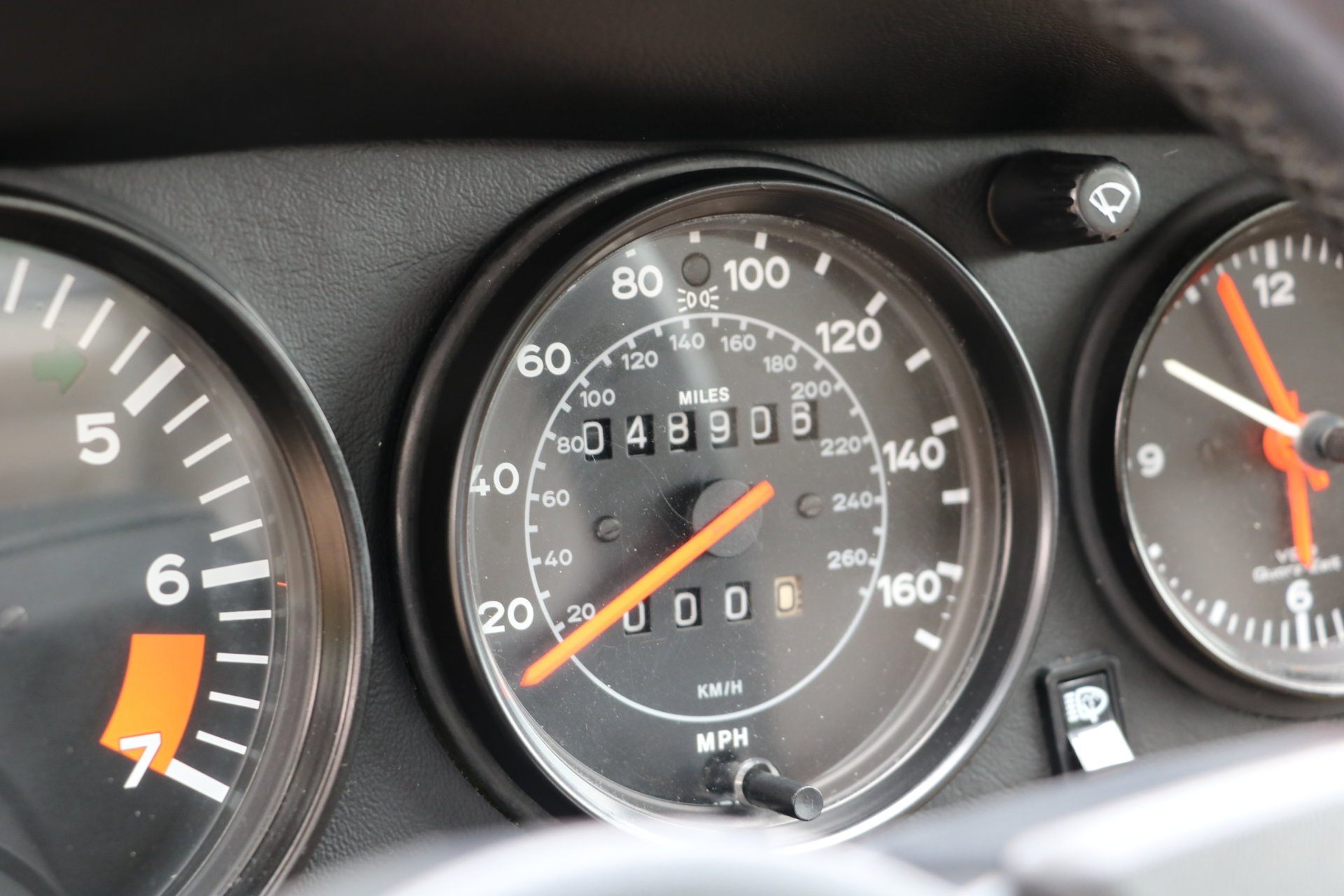 Real Art on Wheels | Porsche 911 Carrera 3.2