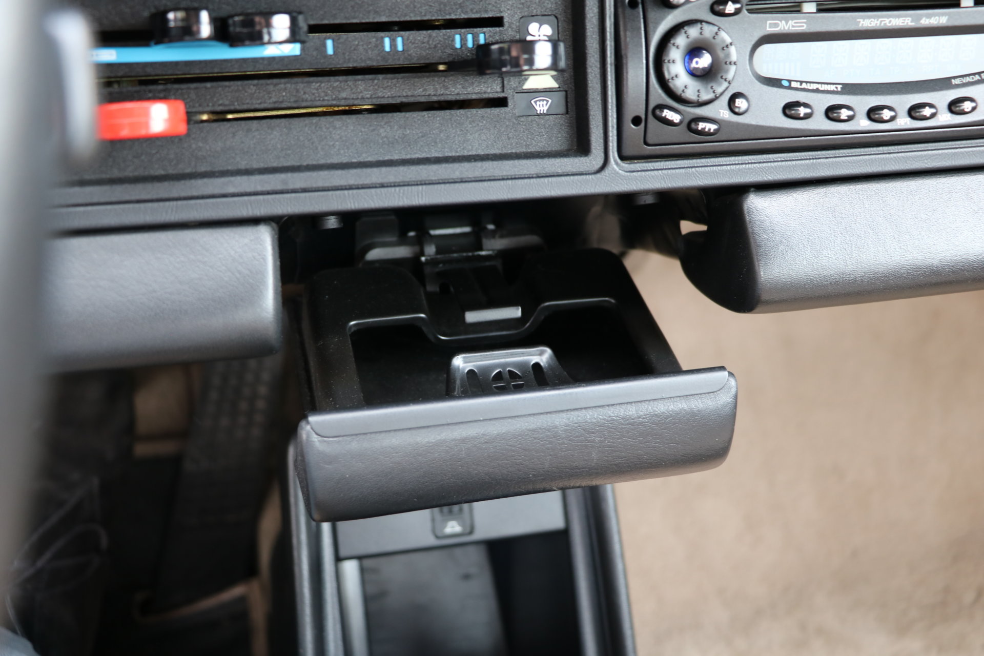 Real Art on Wheels | Porsche 911 Carrera 3.2