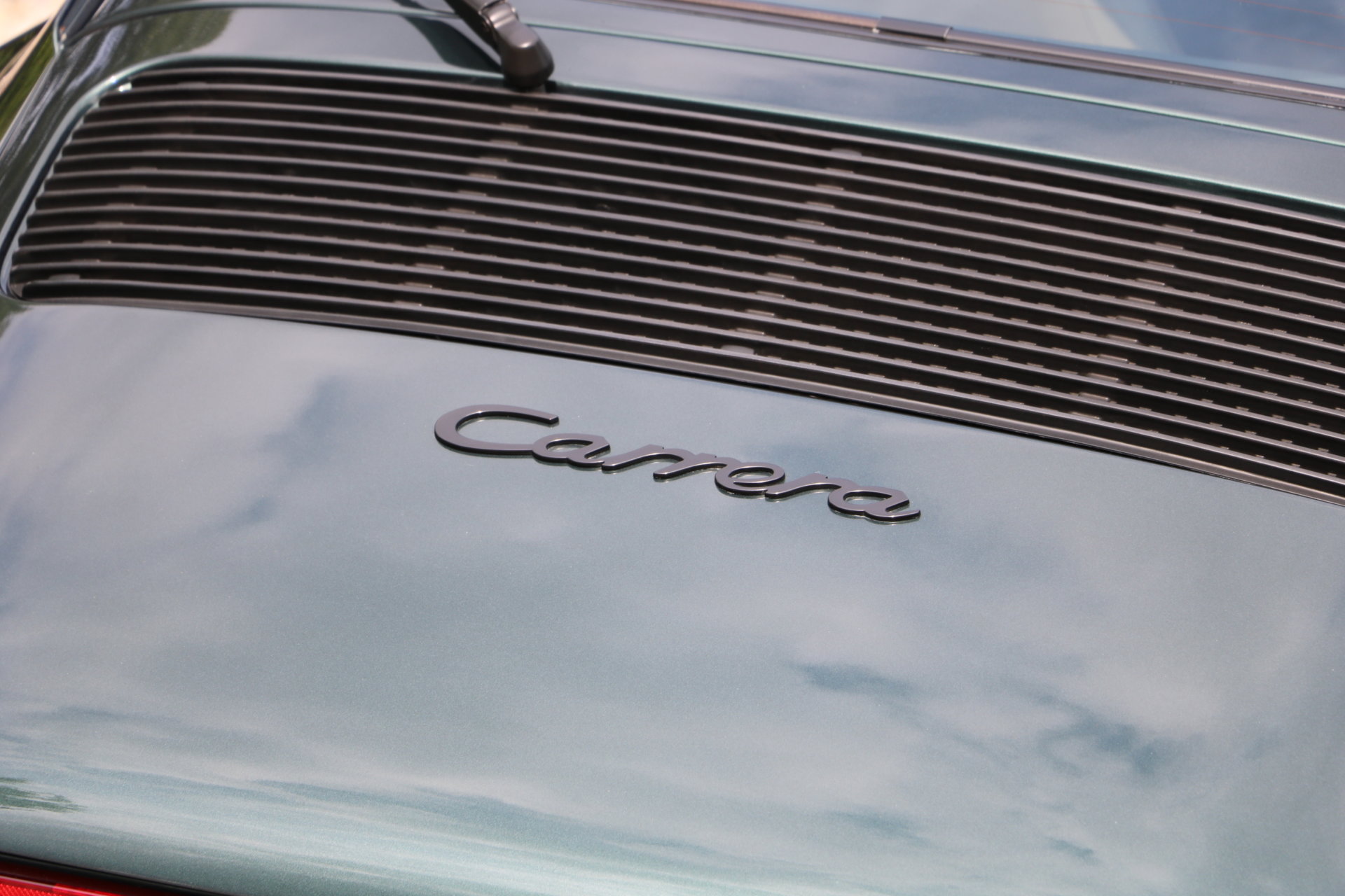 Real Art on Wheels | Porsche 911 Carrera 3.2