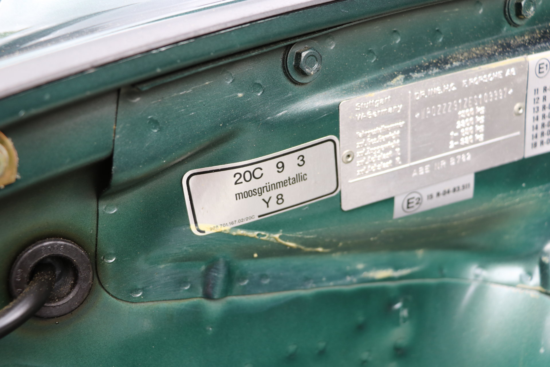 Real Art on Wheels | Porsche 911 Carrera 3.2