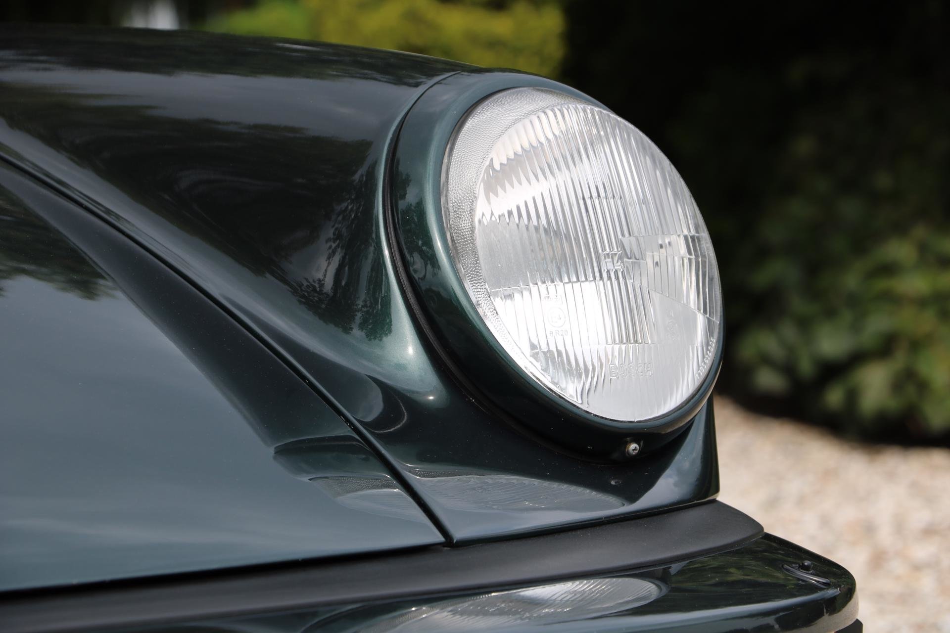 Real Art on Wheels | Porsche 911 Carrera 3.2