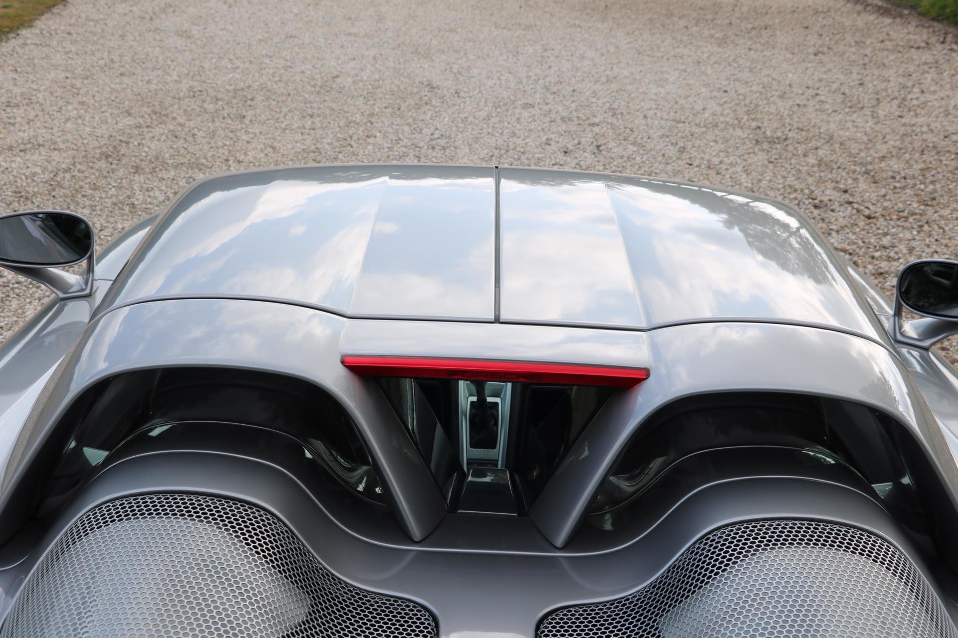 Real Art on Wheels | Porsche Carrera GT