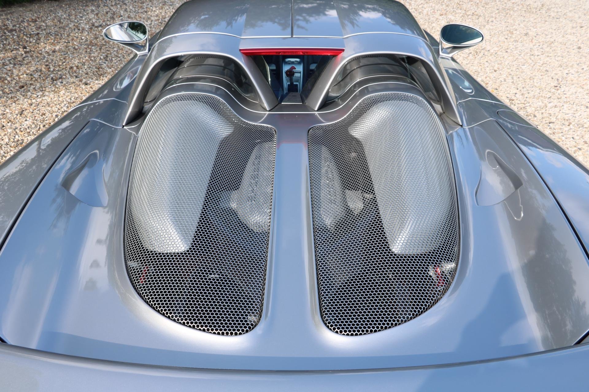 Real Art on Wheels | Porsche Carrera GT