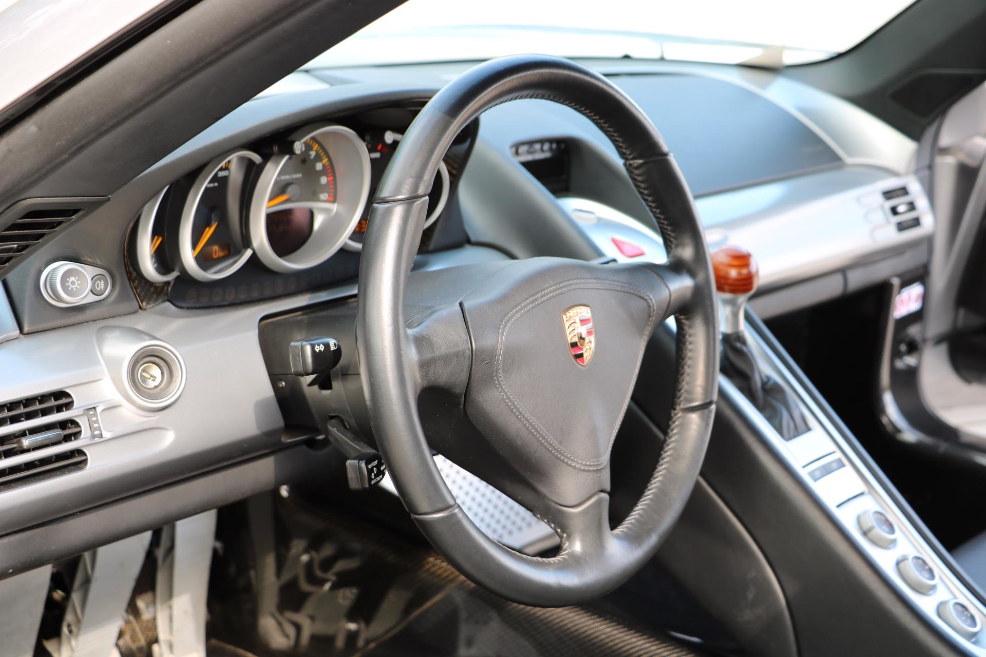 Real Art on Wheels | Porsche Carrera GT