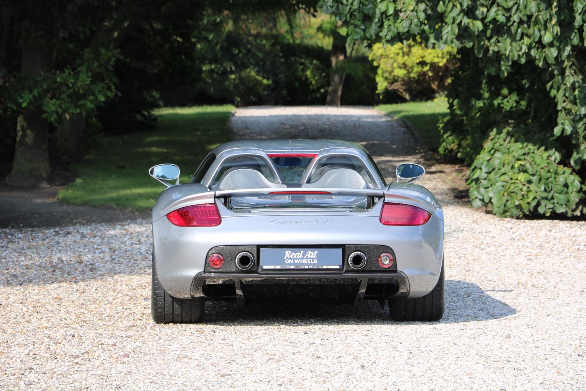 Real Art on Wheels | Porsche Carrera GT