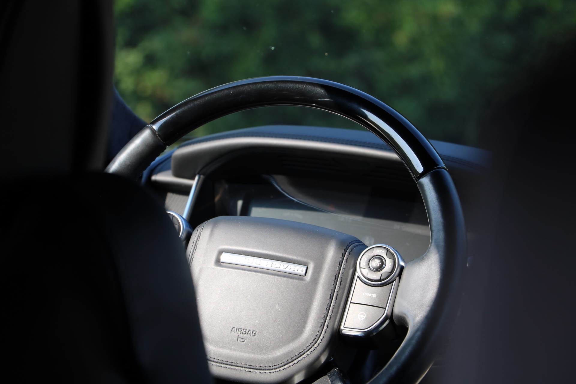 Real Art on Wheels | Range Rover Autobiography SDV8