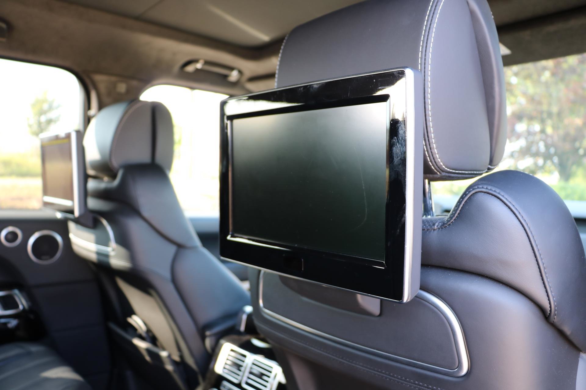 Real Art on Wheels | Range Rover Autobiography SDV8