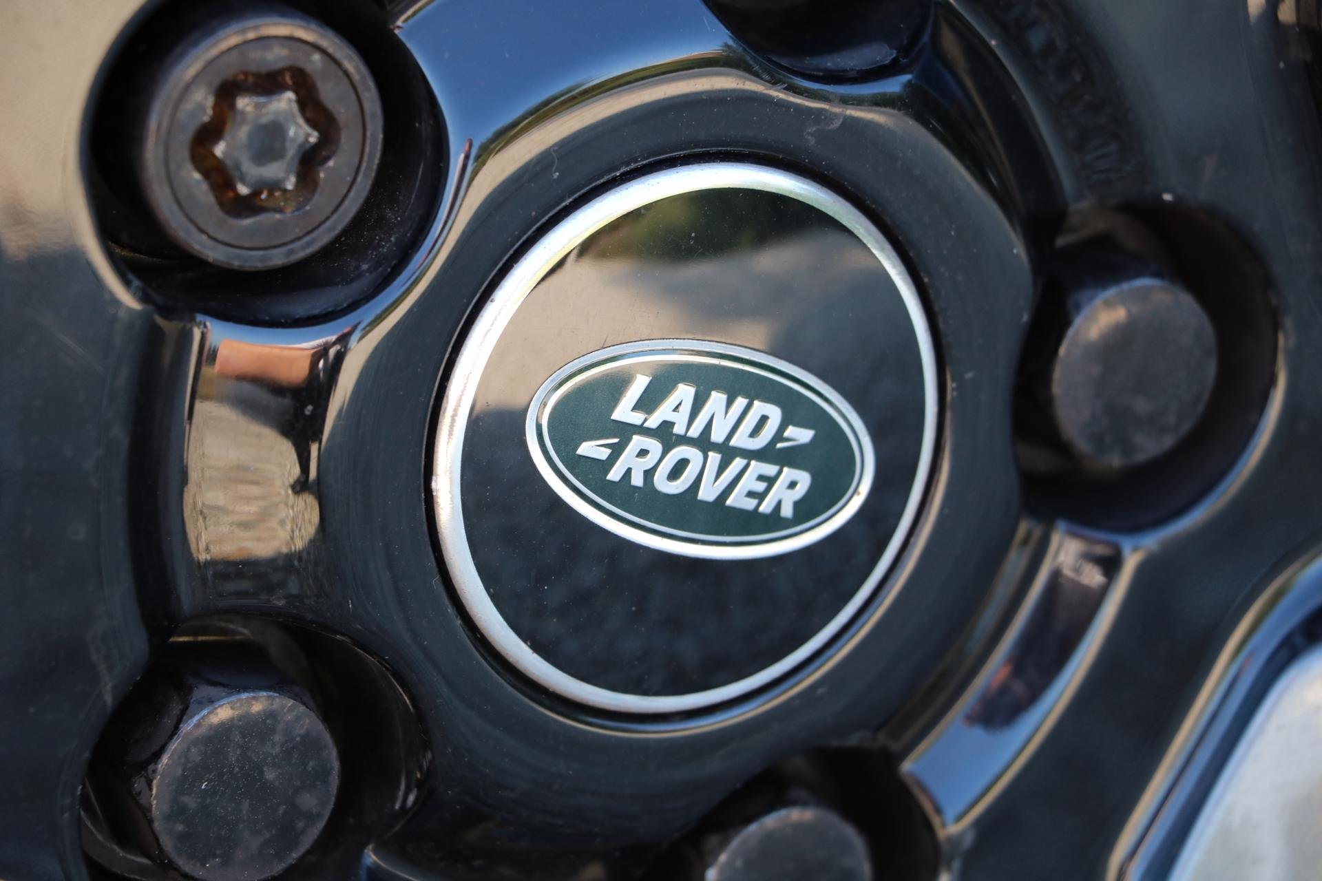 Real Art on Wheels | Range Rover Autobiography SDV8