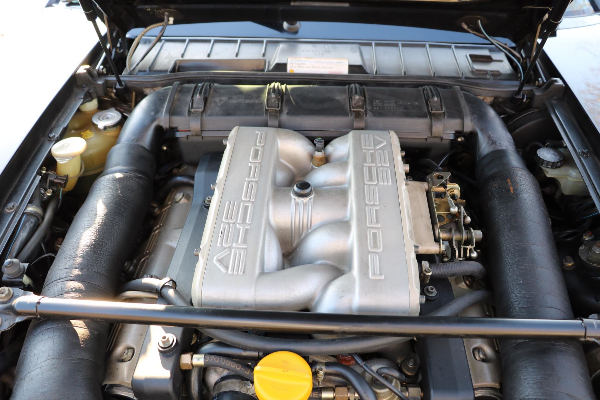 Real Art on Wheels | Porsche 928 GTS