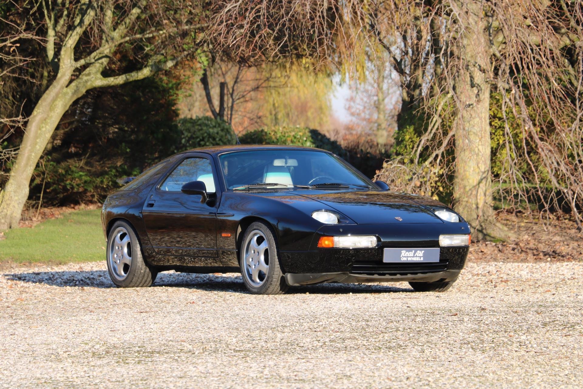 Real Art on Wheels | Porsche 928 GTS