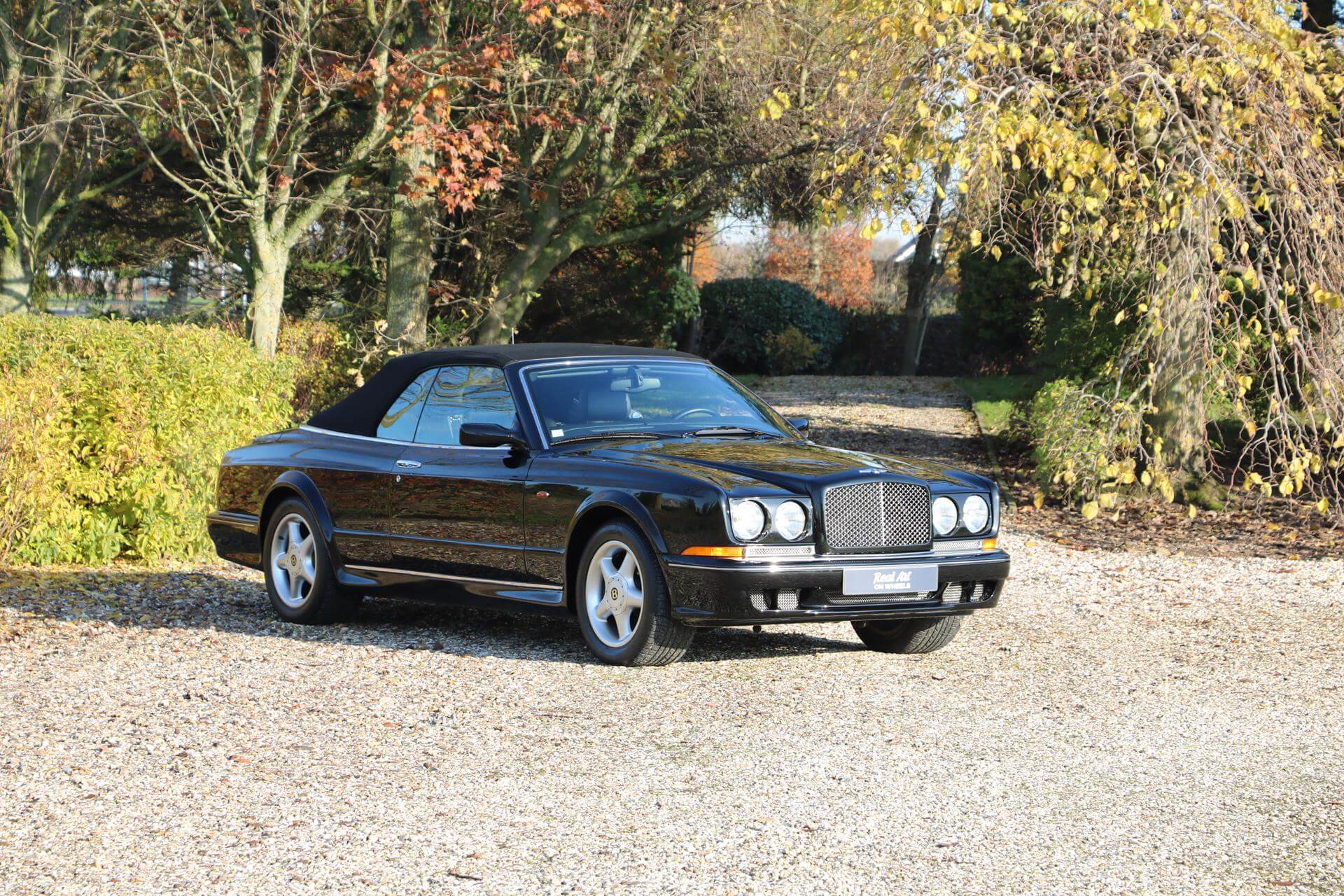 Real Art on Wheels | Bentley Azure Widebody