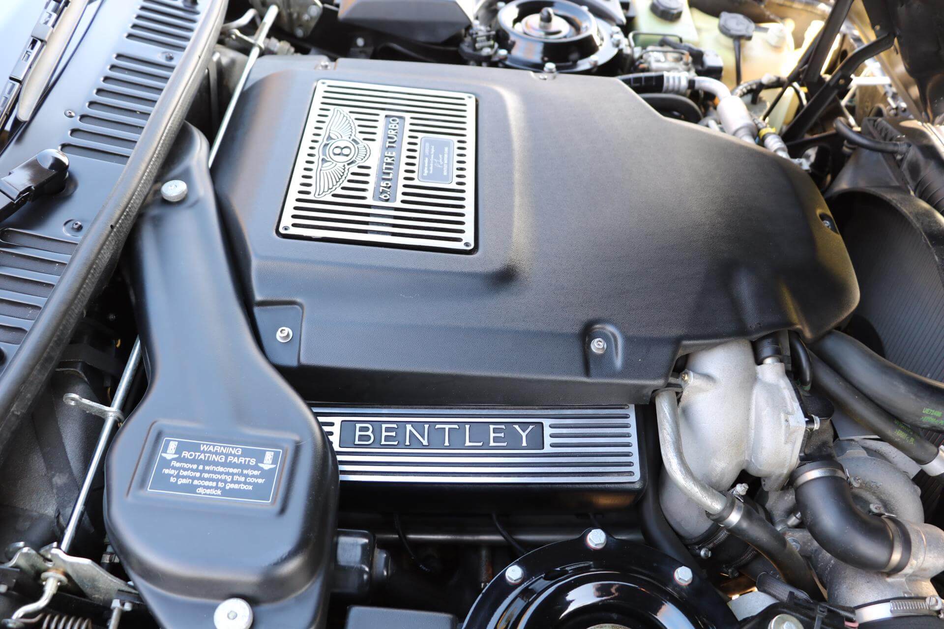 Real Art on Wheels | Bentley Azure Widebody