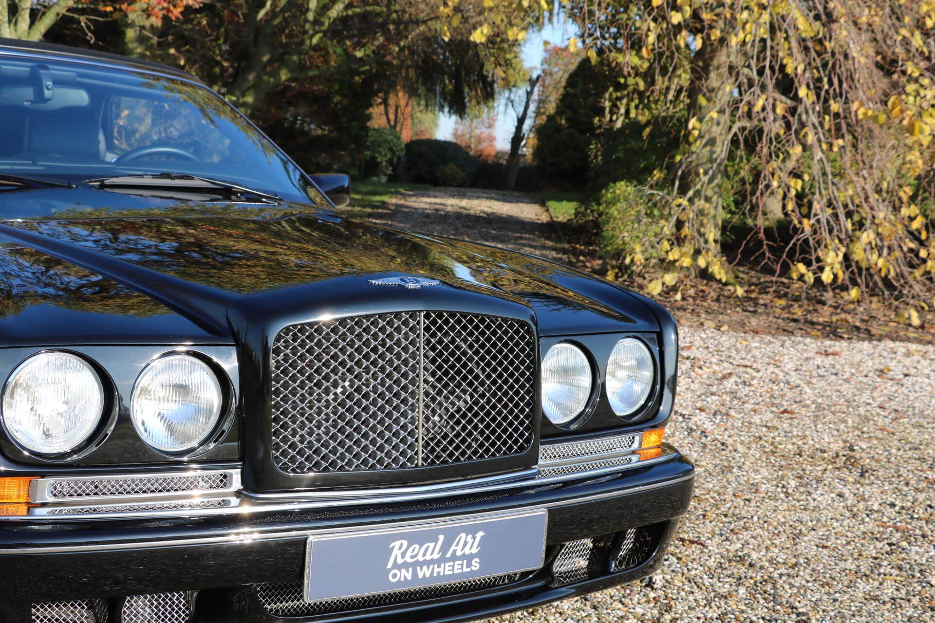 Real Art on Wheels | Bentley Azure Widebody