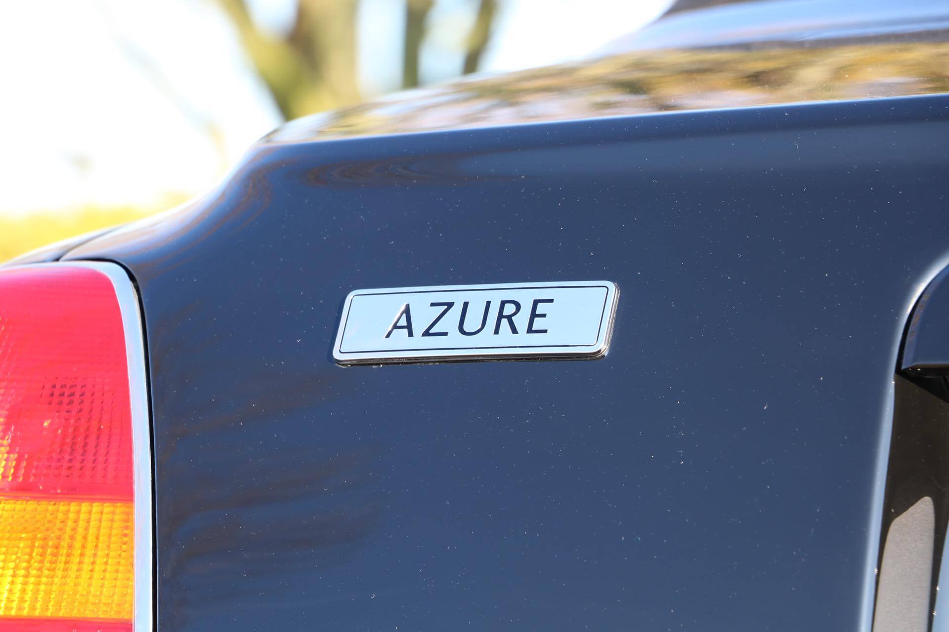 Real Art on Wheels | Bentley Azure Widebody