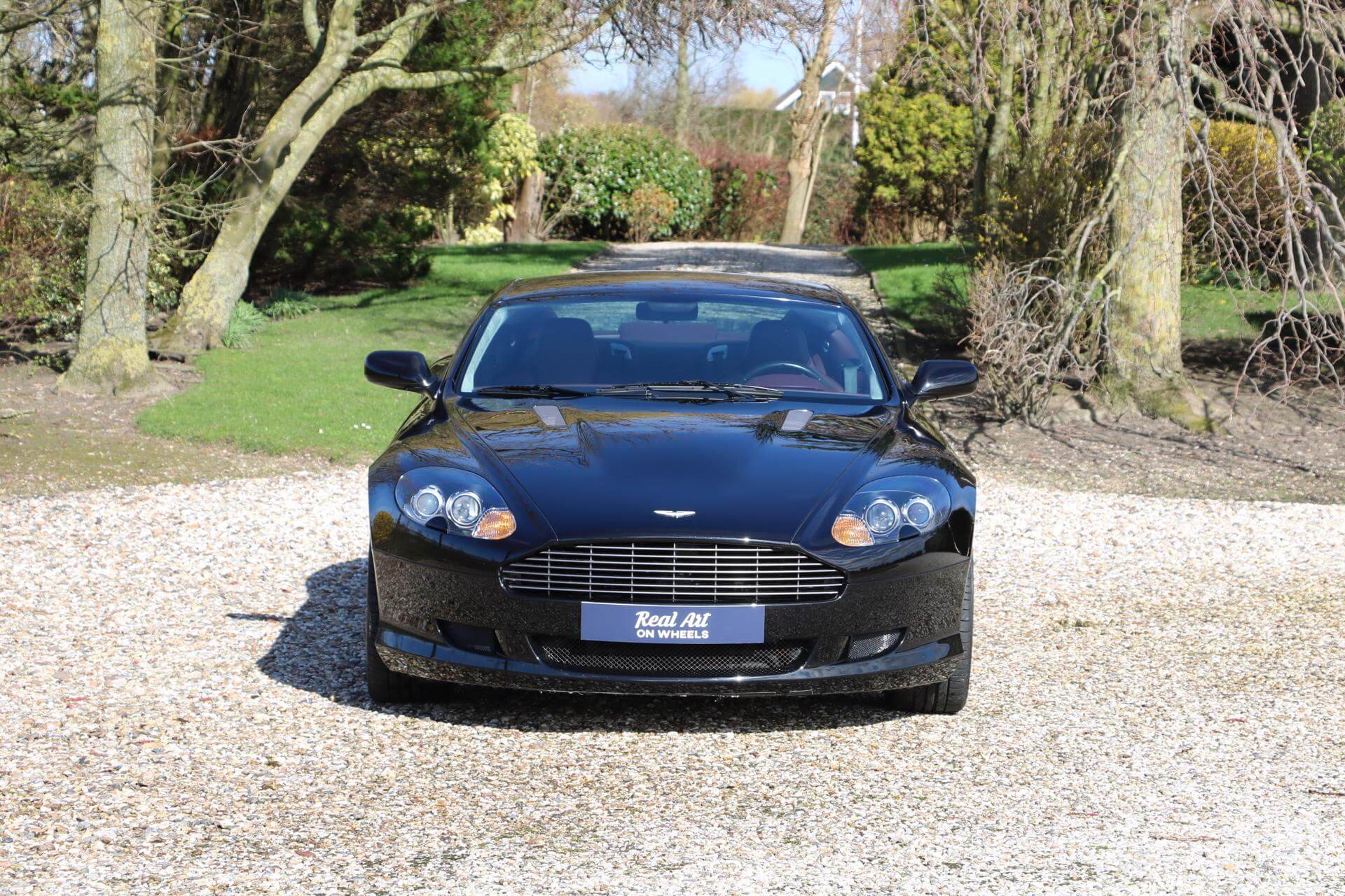 Real Art on Wheels | Aston Martin DB9