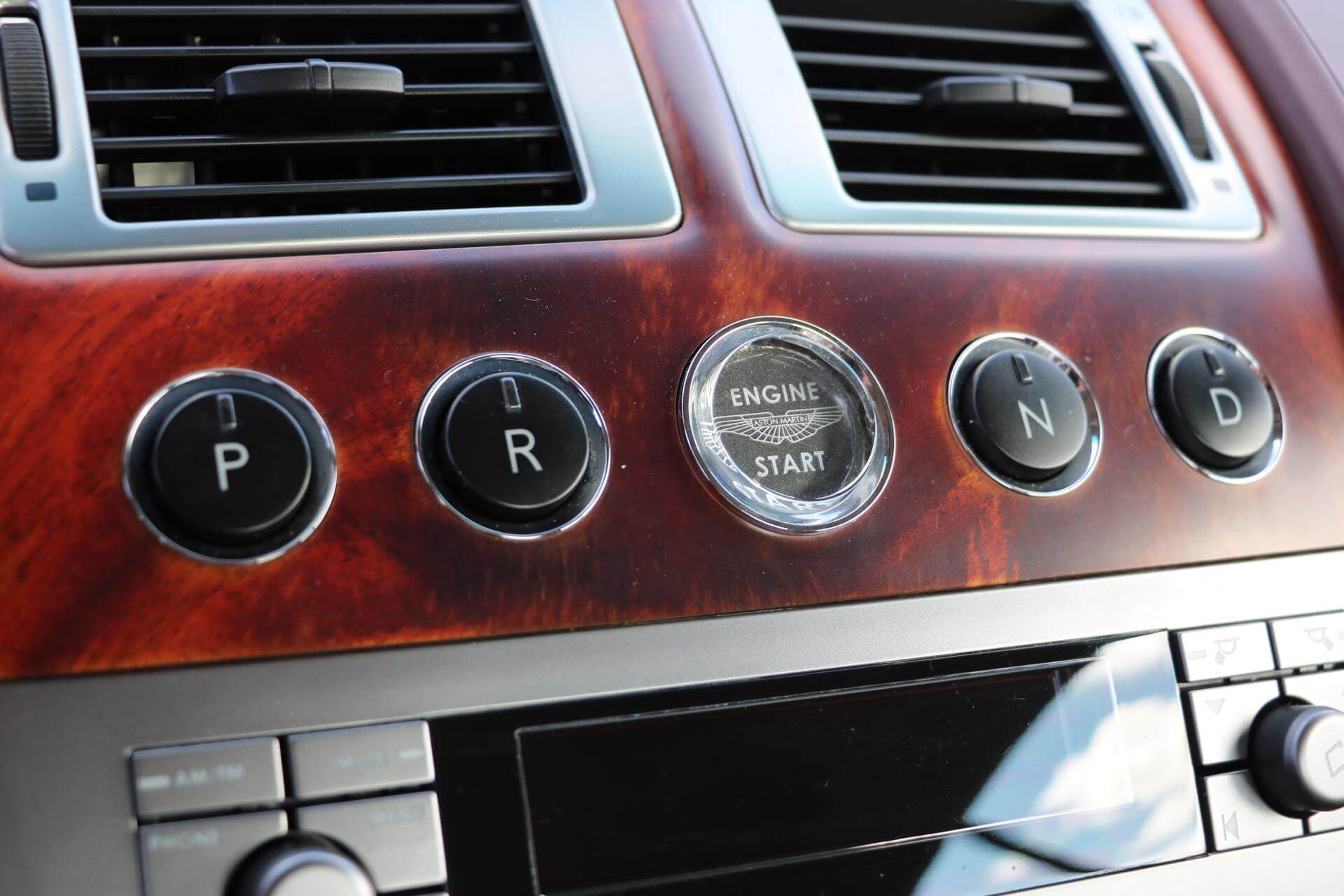 Real Art on Wheels | Aston Martin DB9