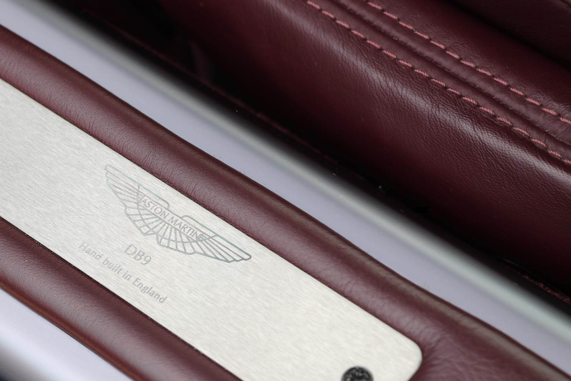 Real Art on Wheels | Aston Martin DB9