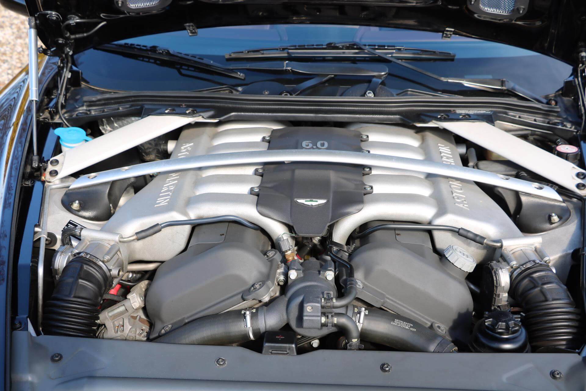 Real Art on Wheels | Aston Martin DB9