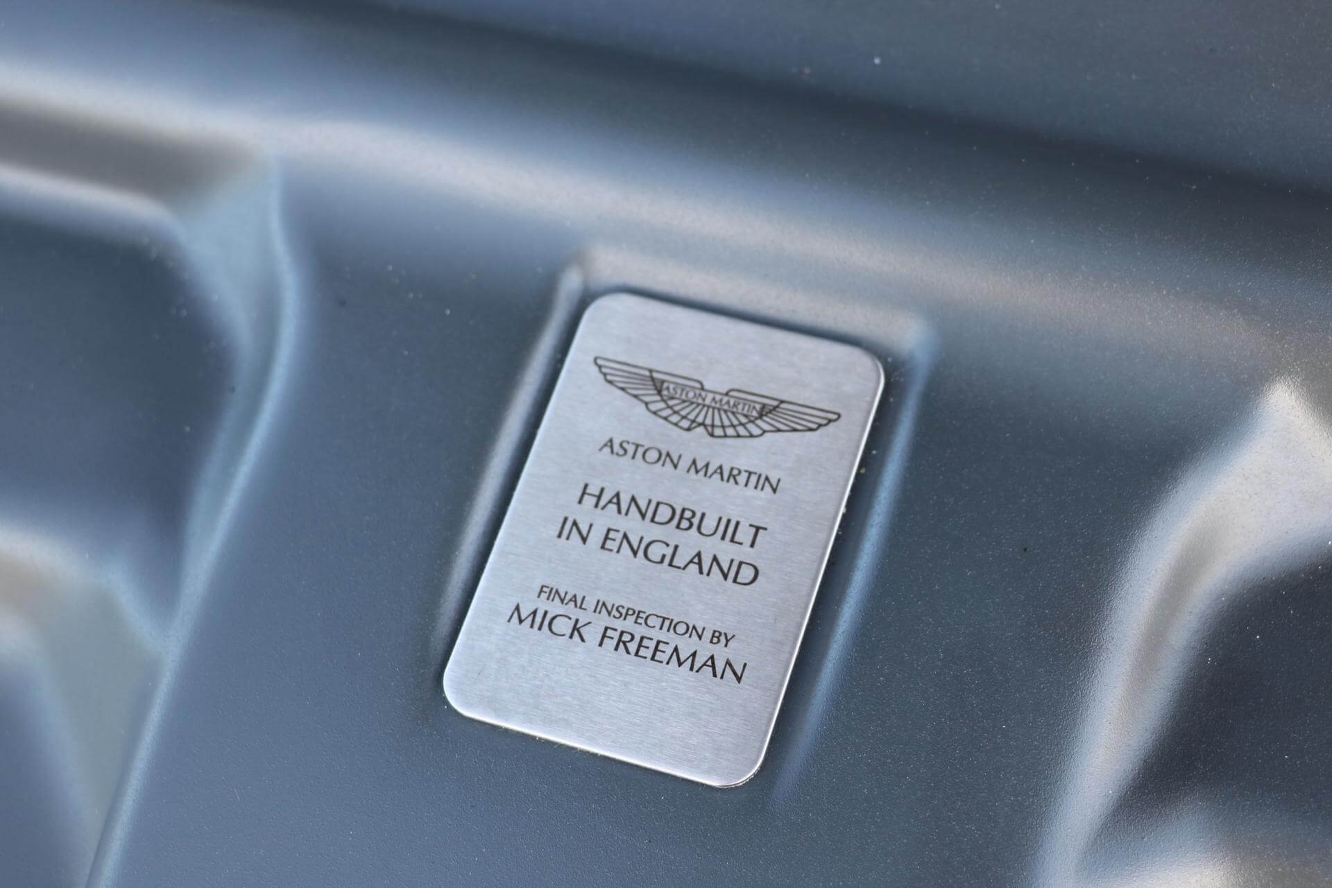 Real Art on Wheels | Aston Martin DB9