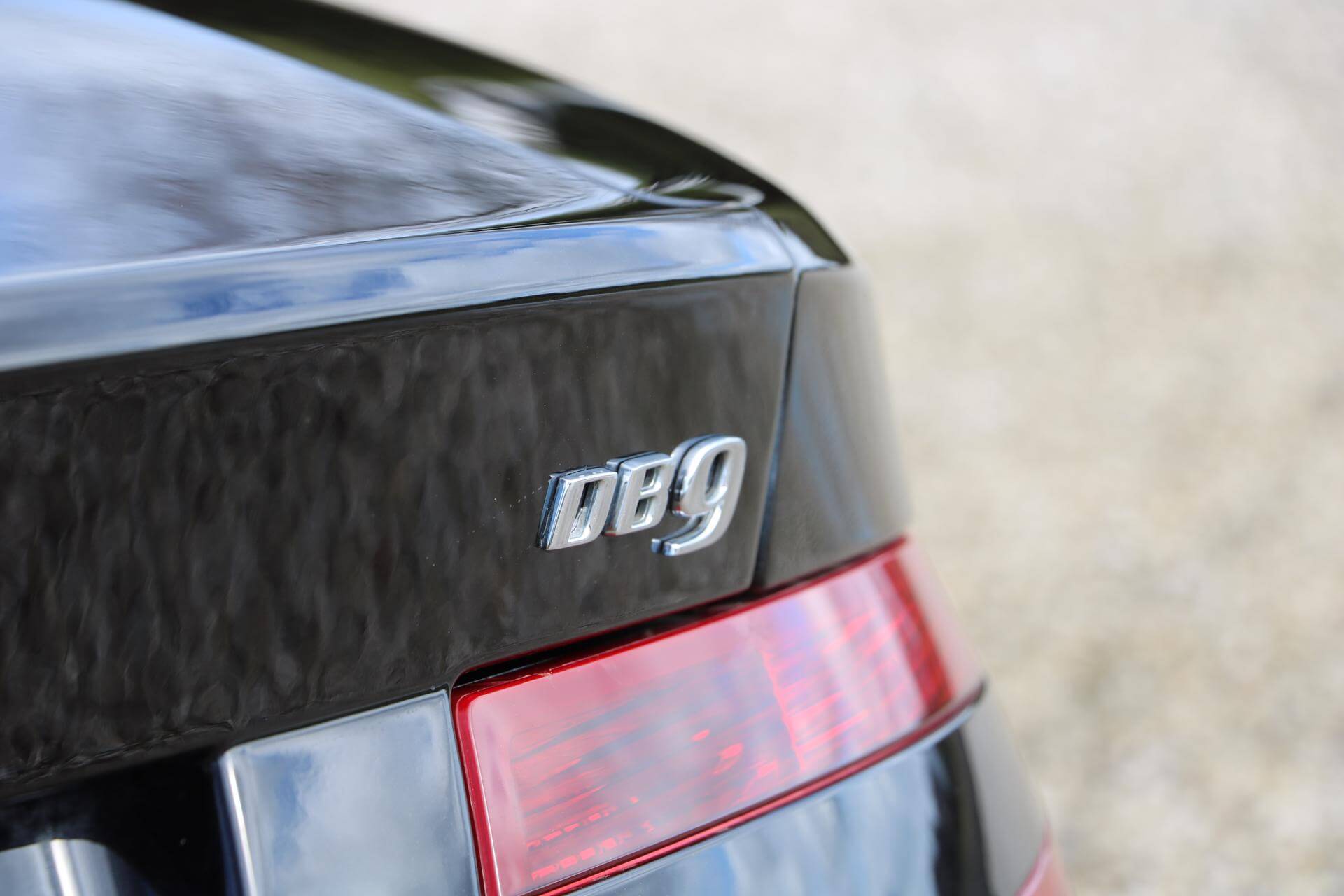 Real Art on Wheels | Aston Martin DB9