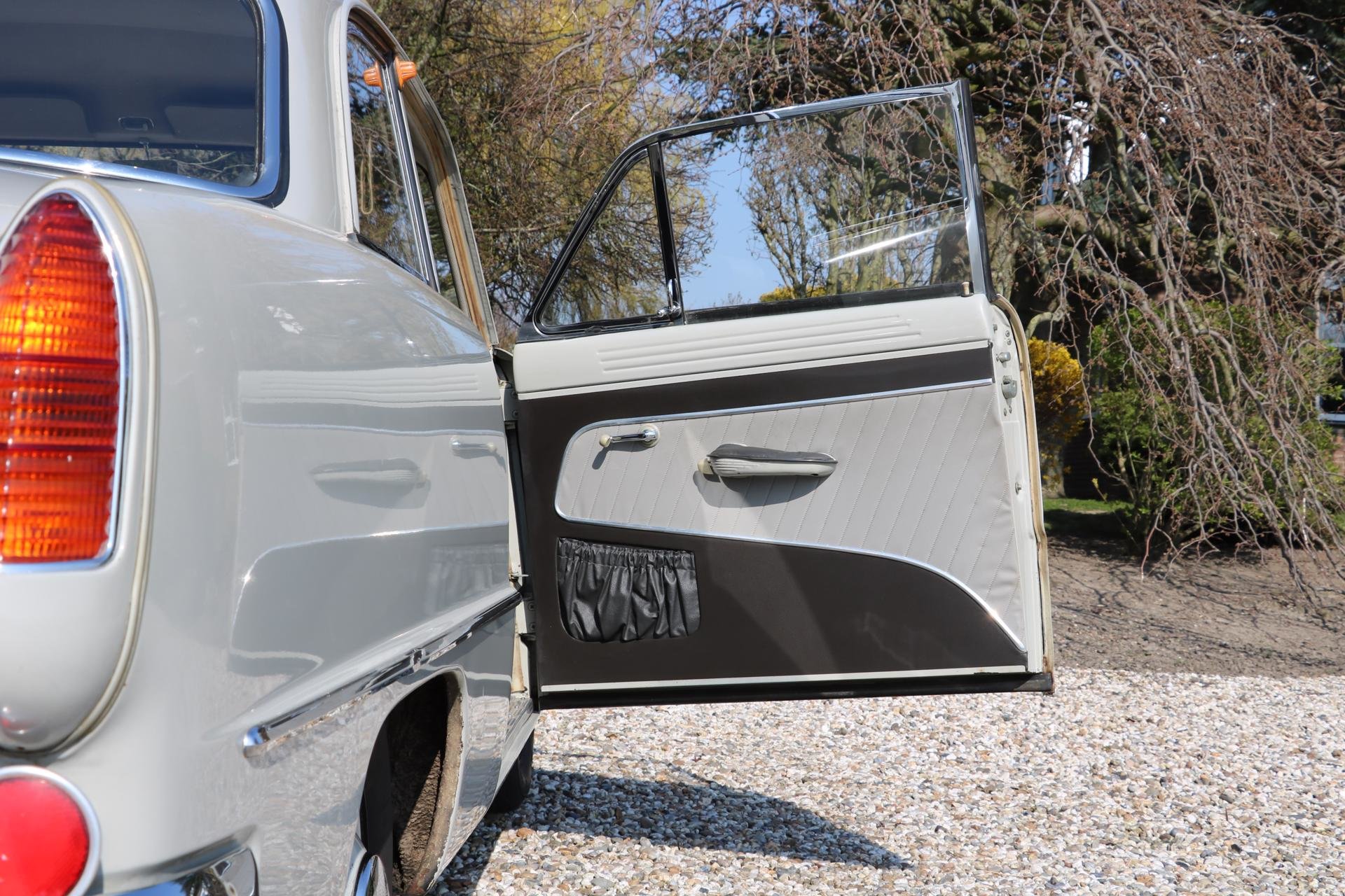 Real Art on Wheels | Ford Taunus 15M