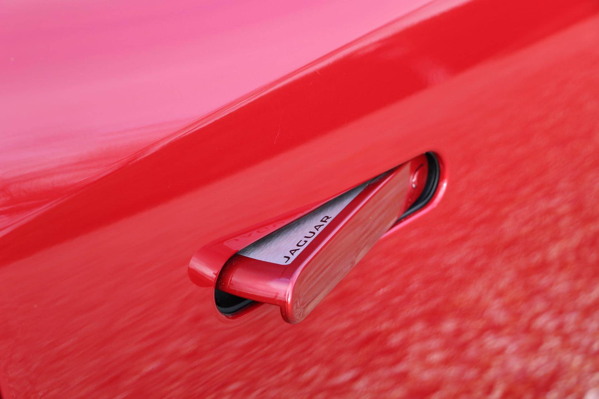 Real Art on Wheels | Jaguar F-Type