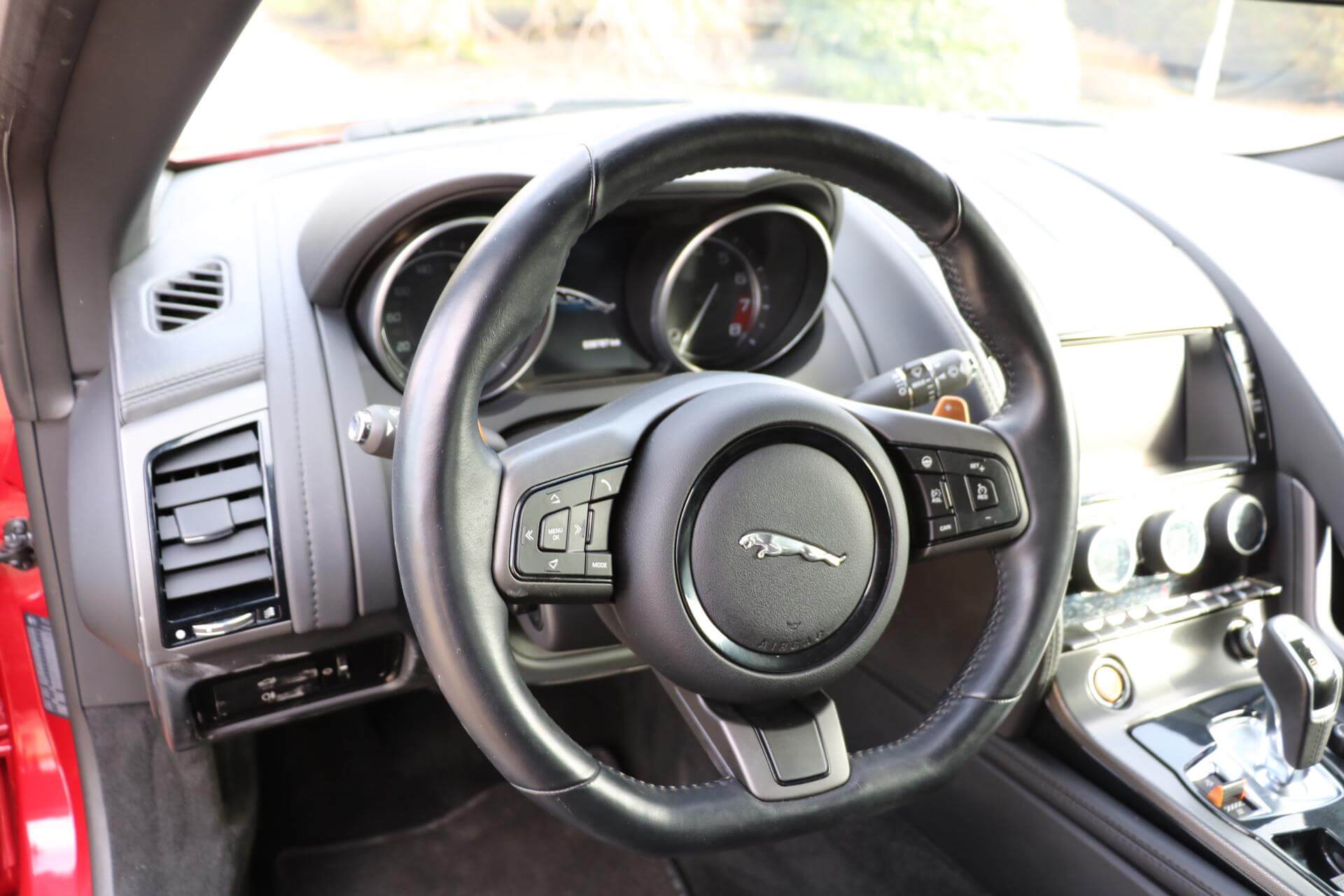 Real Art on Wheels | Jaguar F-Type