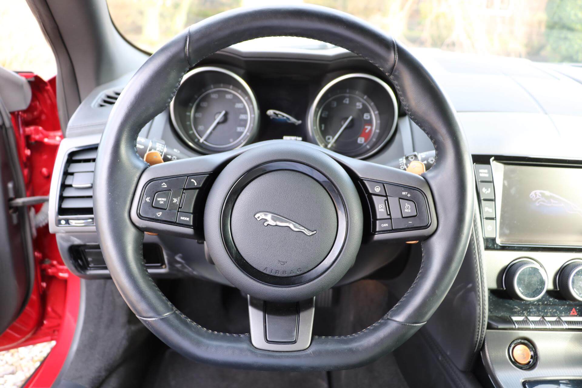 Real Art on Wheels | Jaguar F-Type