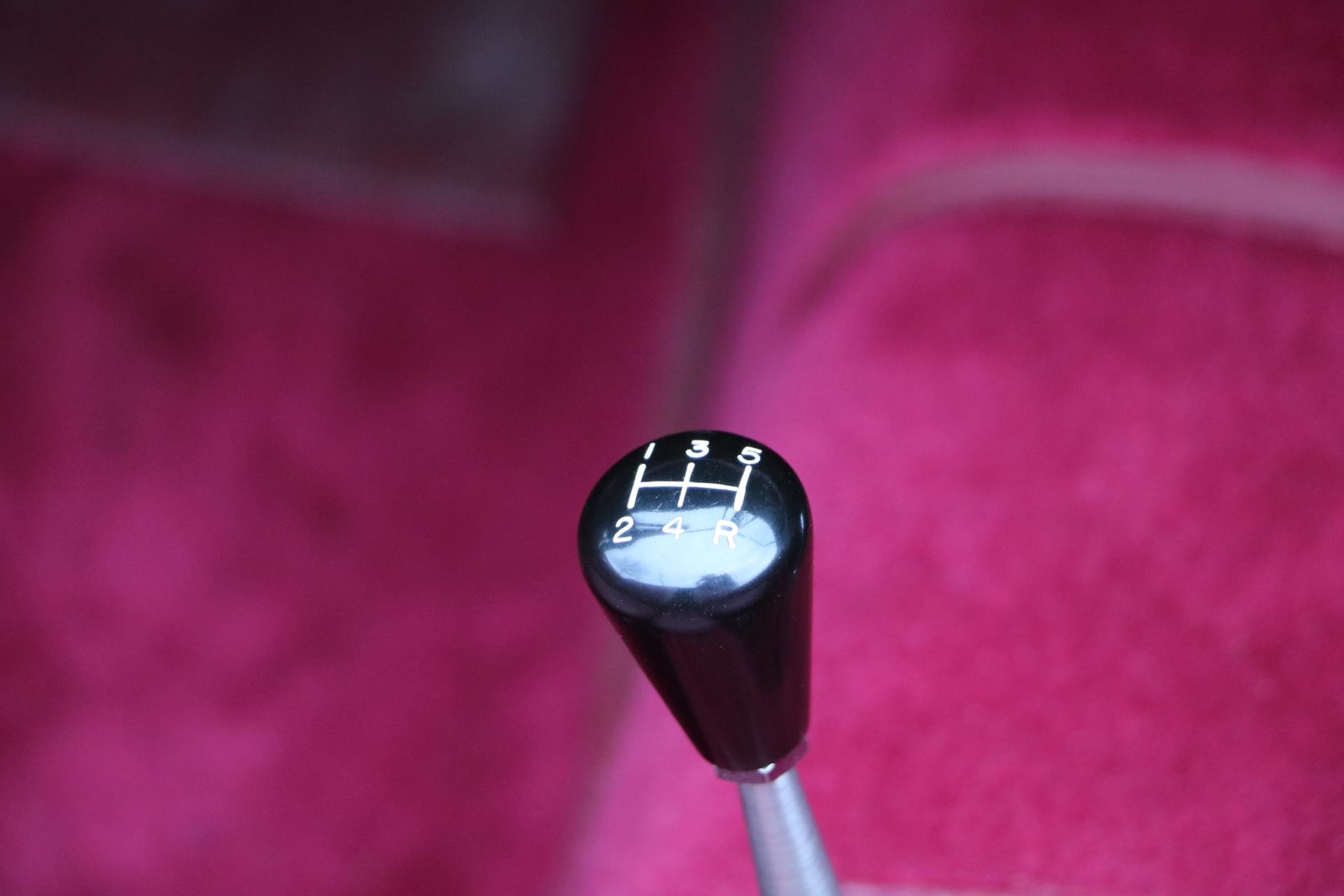 Real Art on Wheels | Jaguar XK120 Roadster