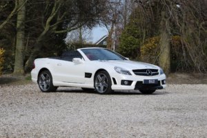 Real Art on Wheels | Mercedes-Benz SL63 AMG